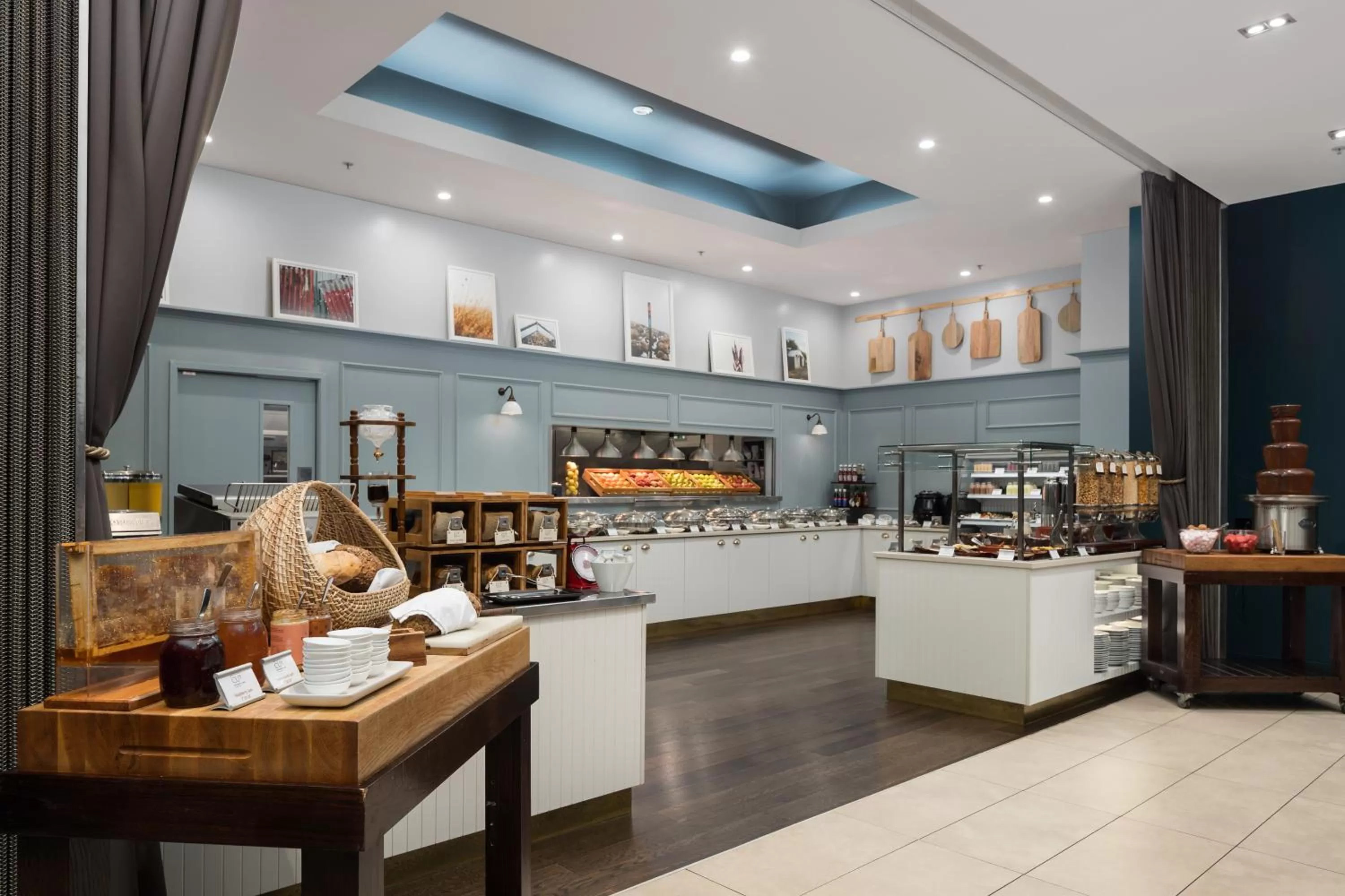 Food and drinks in Rydges Auckland