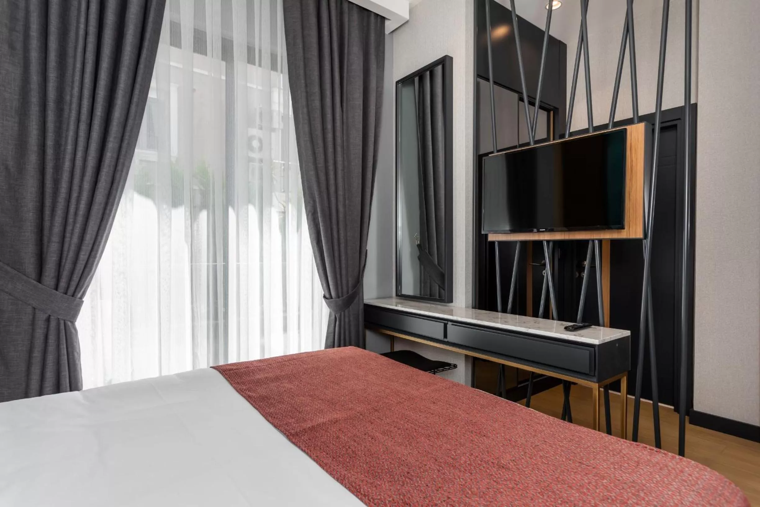 Bedroom, Bed in Nox Suite Rezidans