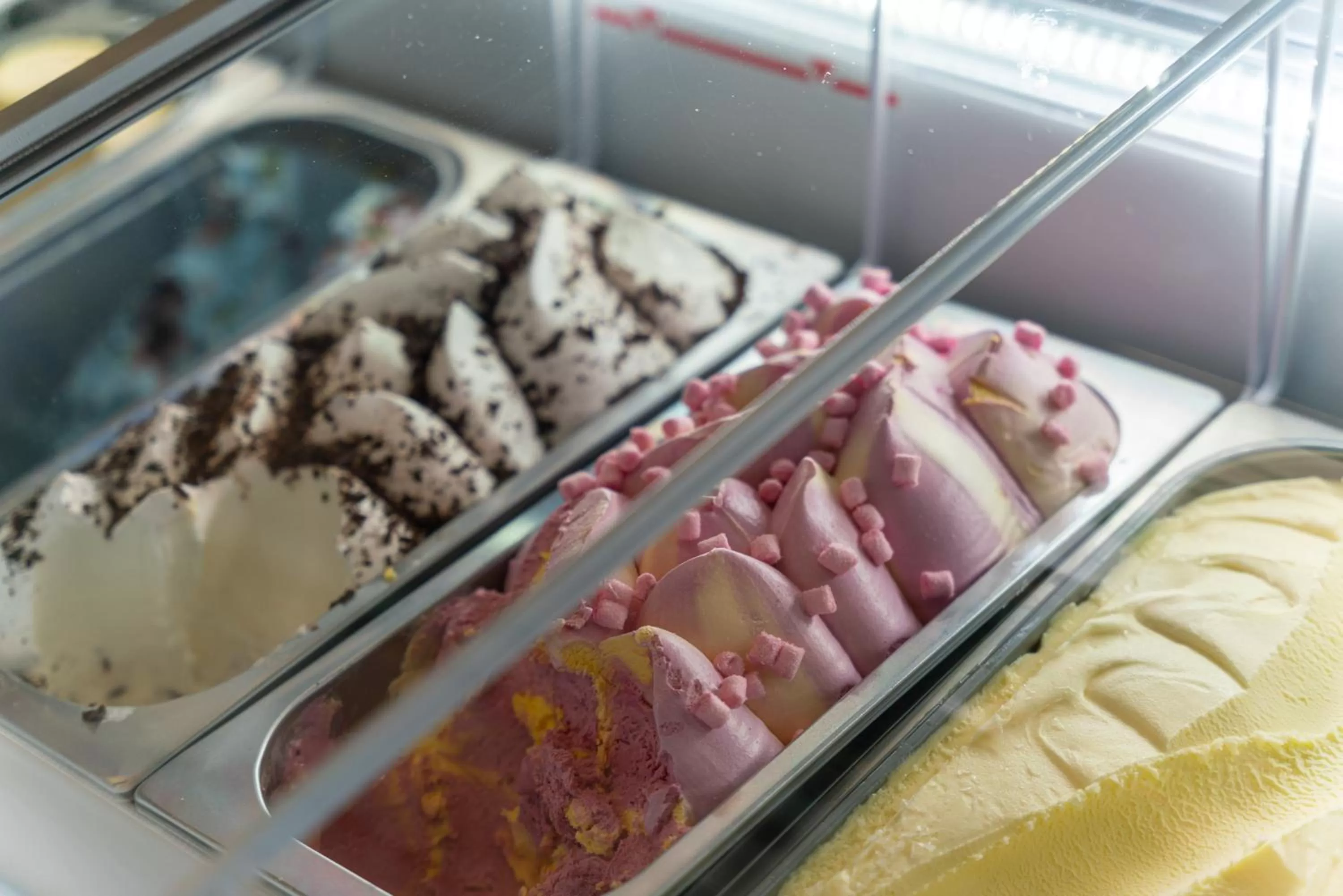 Restaurant/places to eat in Villa Libosad