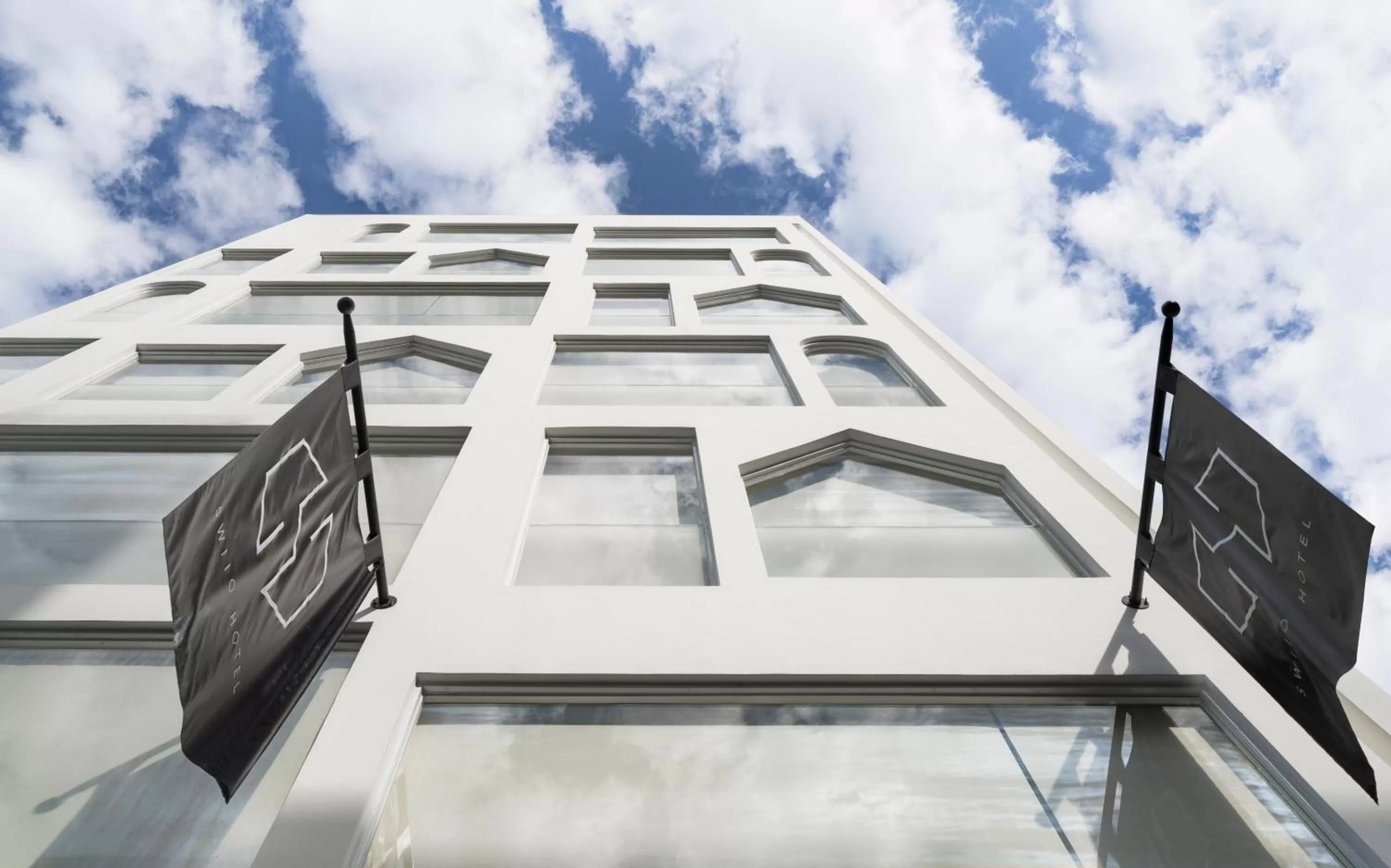 Property building in Swiio Hotel Daan