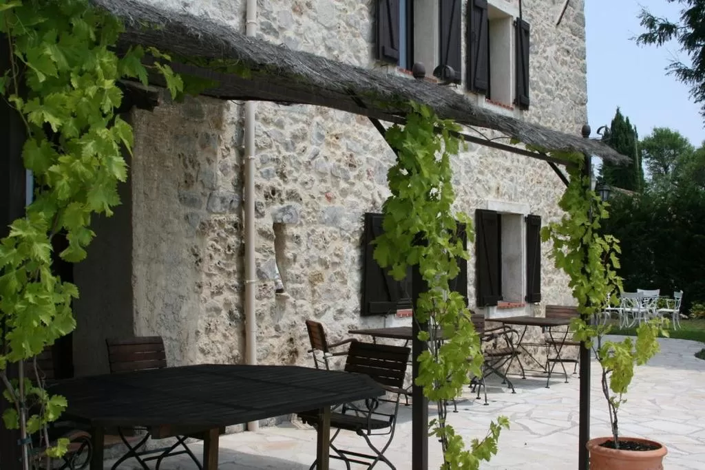 Patio in Fleur de Lys