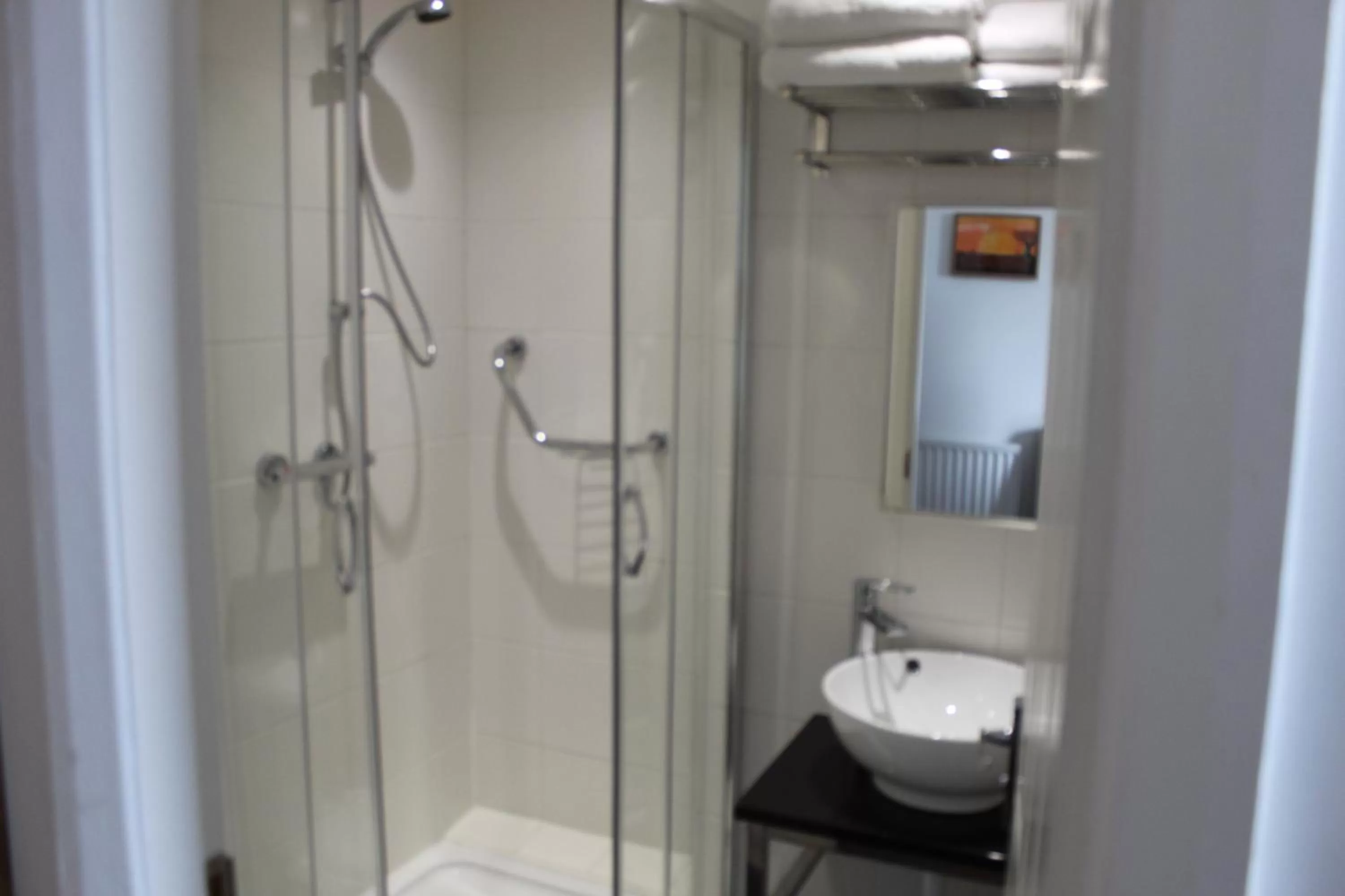 Bathroom in Four Saints Brig Y Don Hotel