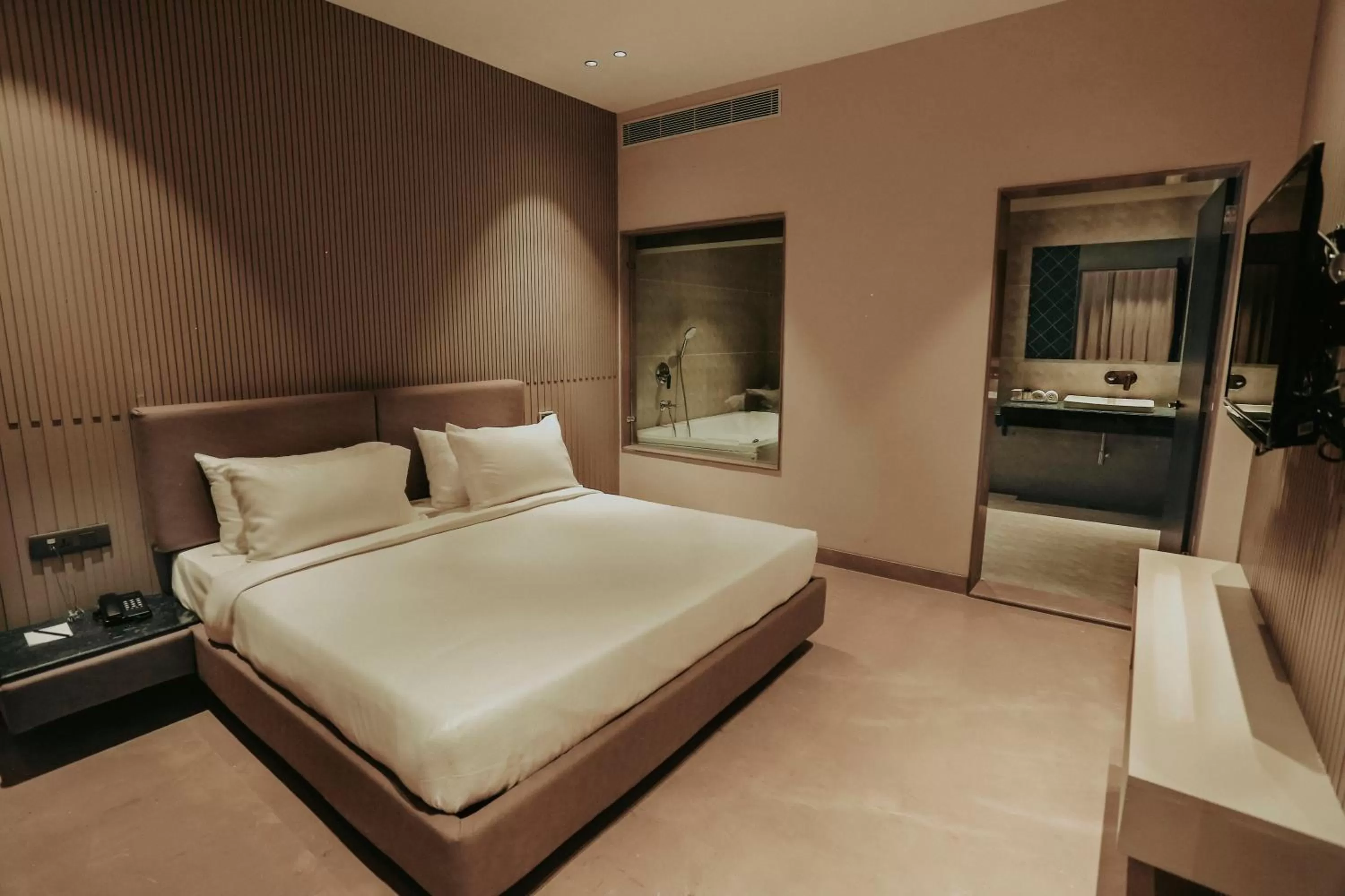 Bedroom, Bed in Hotel Bawa Udaipur