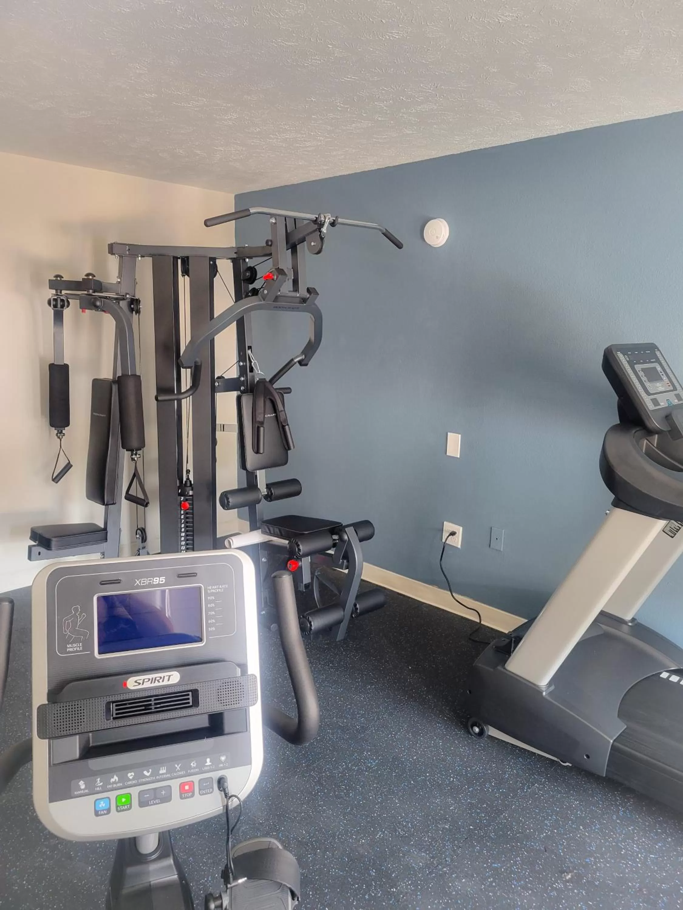 Fitness centre/facilities in Clarion Inn
