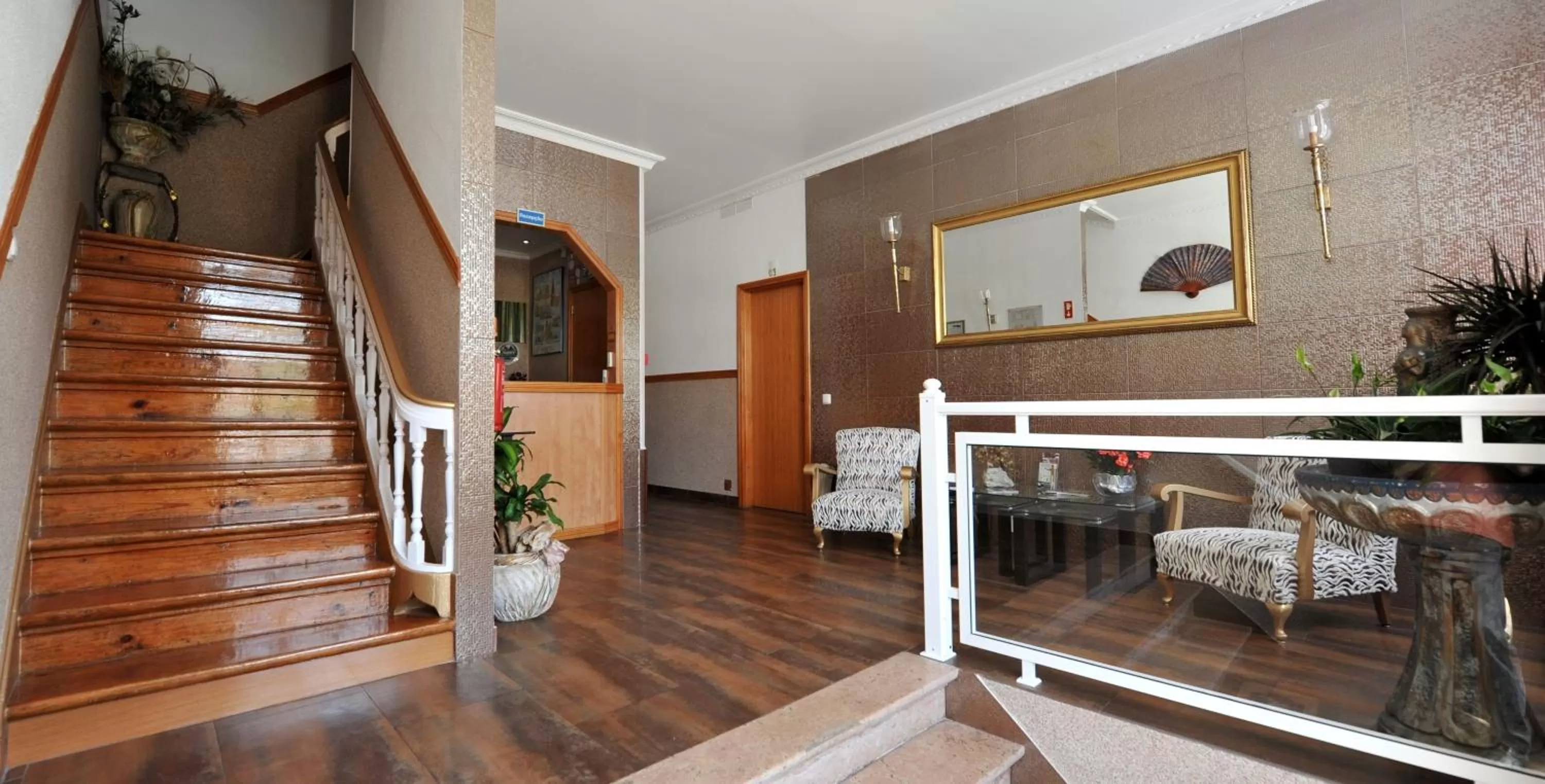 Lobby or reception in Hotel Aviz