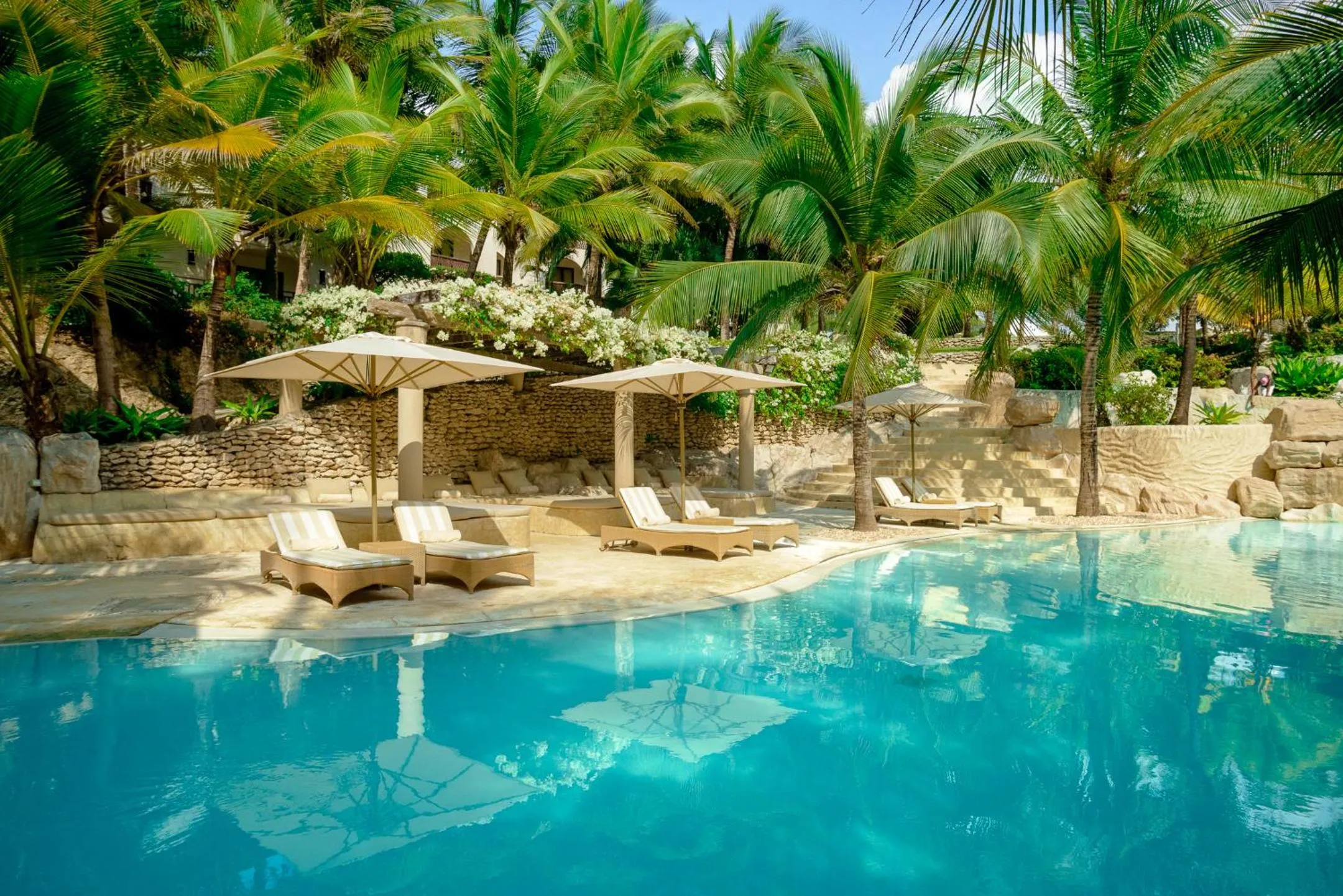 Swimming pool in Swahili Beach