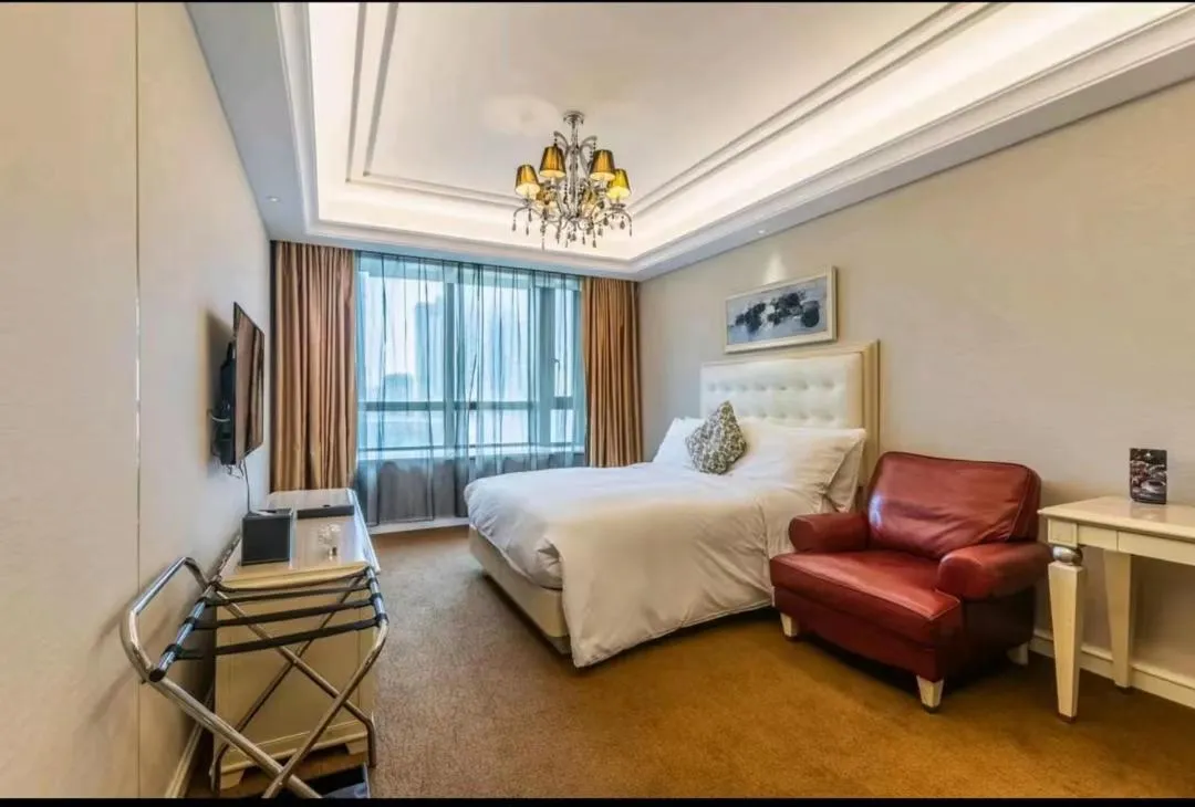 Wealthy All Suite Hotel Suzhou