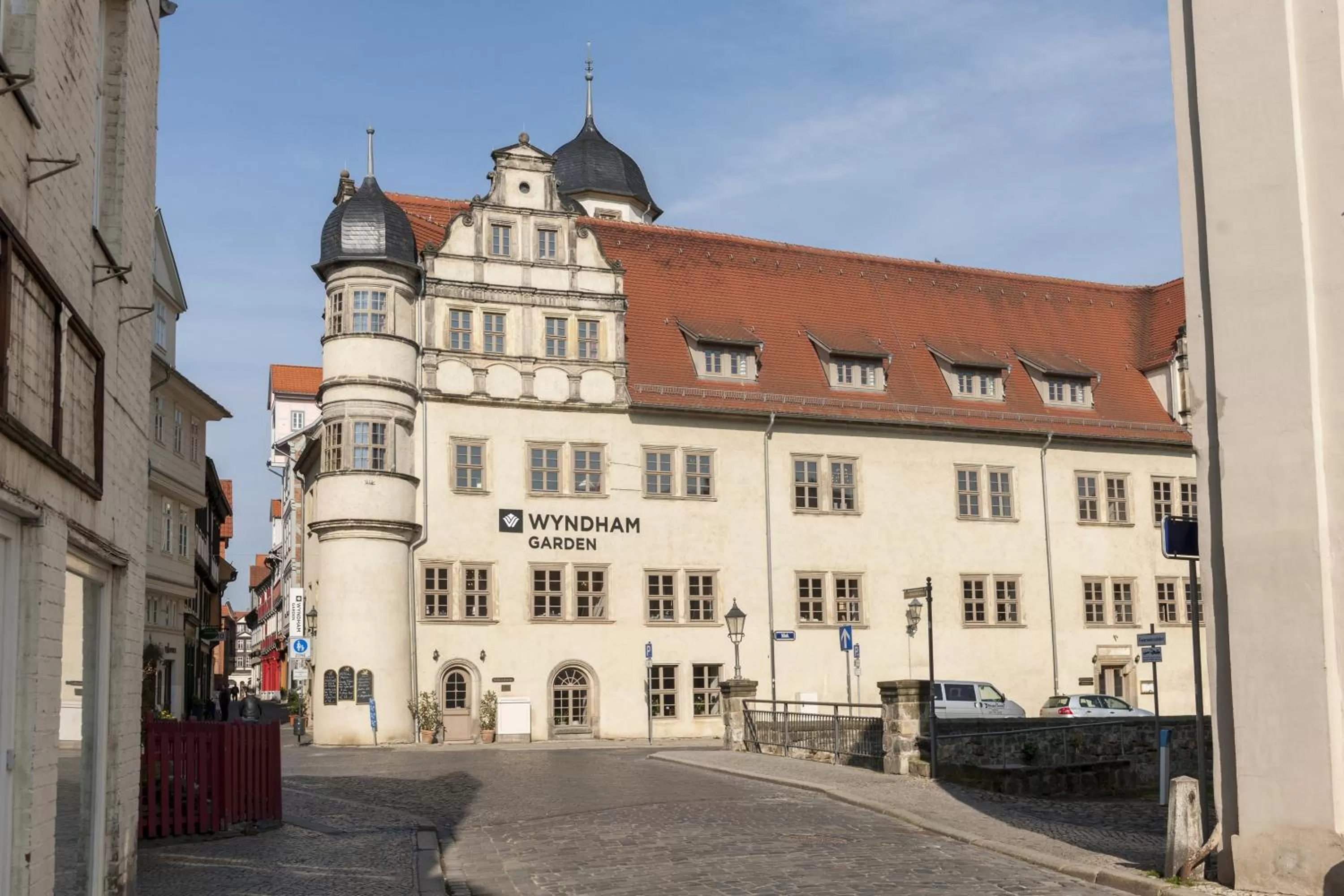 Facade/entrance in Wyndham Garden Quedlinburg Stadtschloss