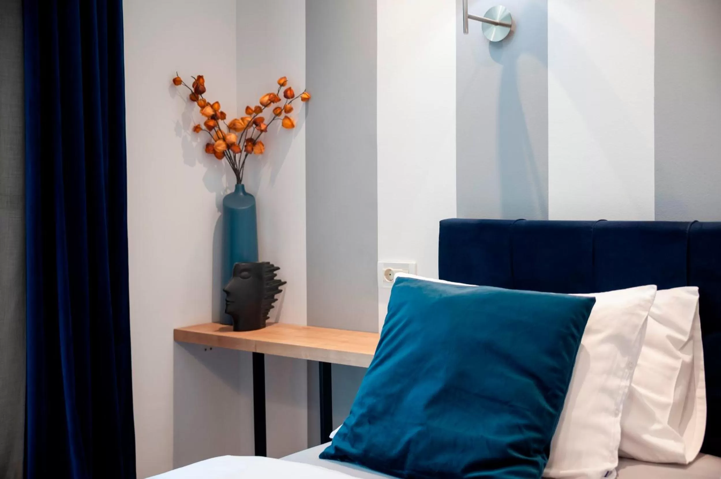 Bed in Villa B&B Marina & Parking Free