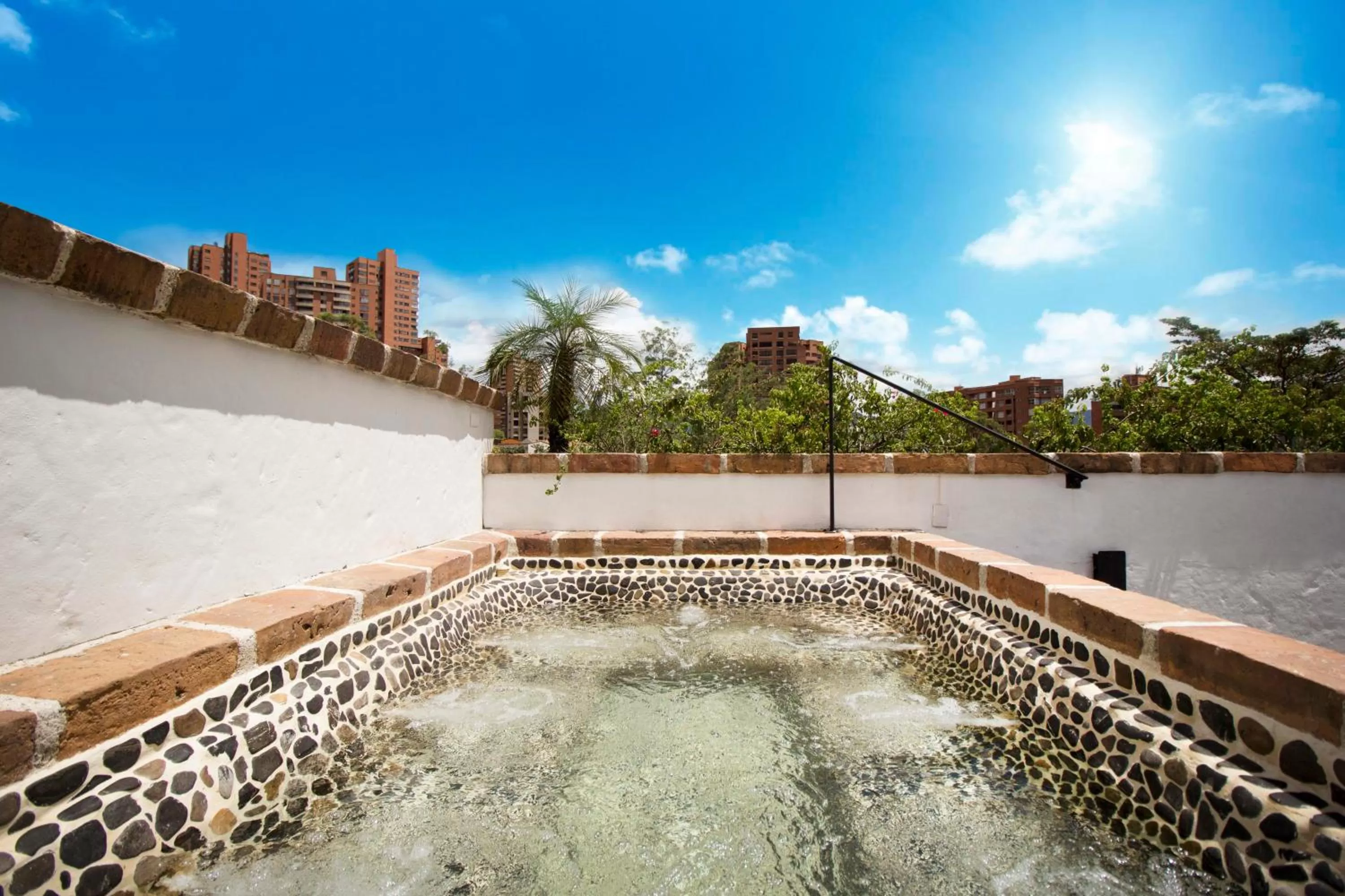 Balcony/Terrace, Swimming Pool in Casa Del Reloj