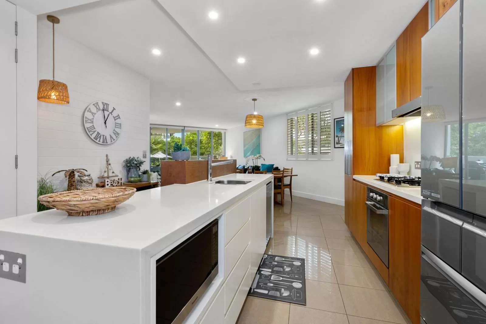Kitchen or kitchenette in Cotton Beach Resort - Tweed Coast Holidays ®