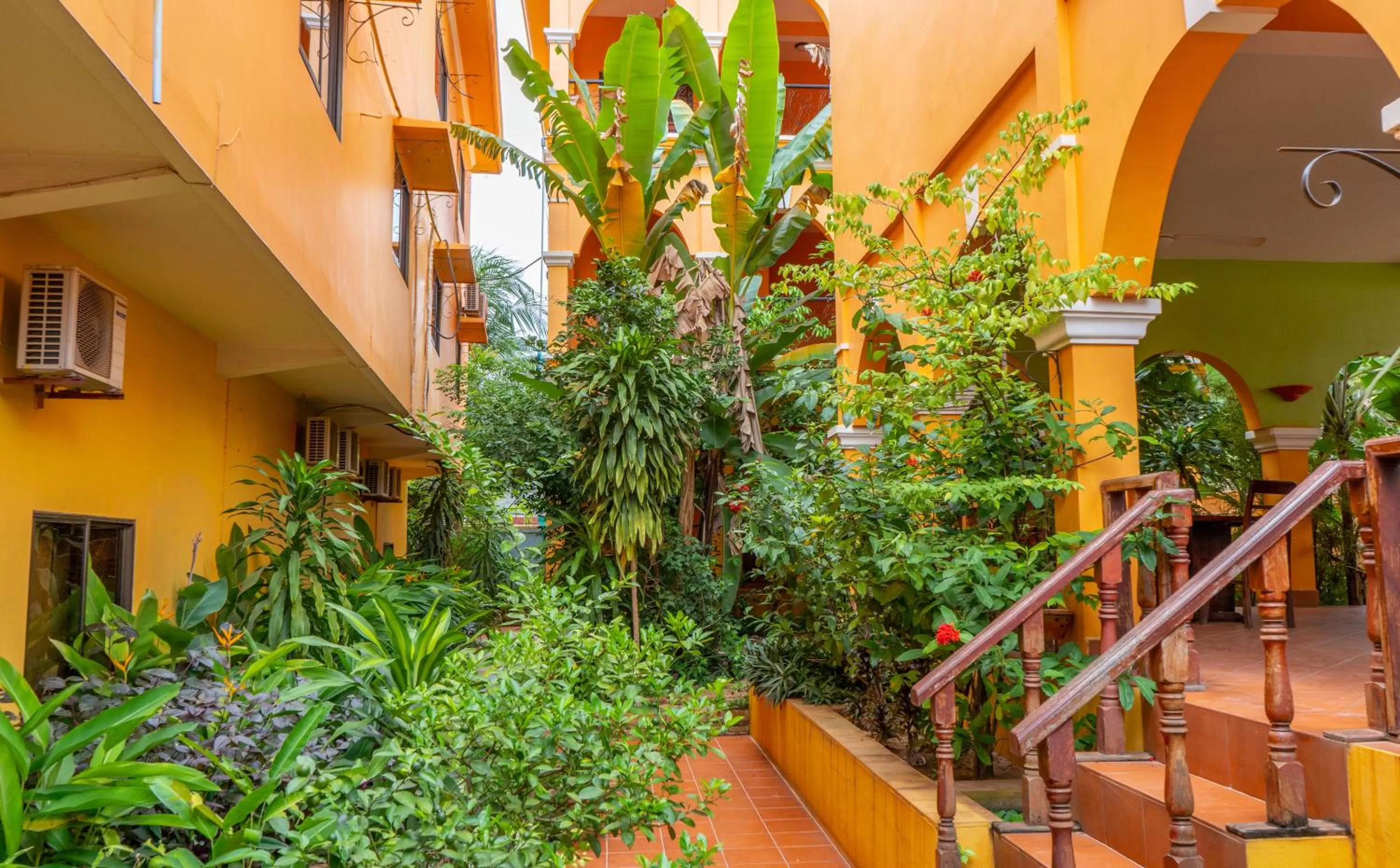 DEN HOTEL TOTONOU SIEM REAP