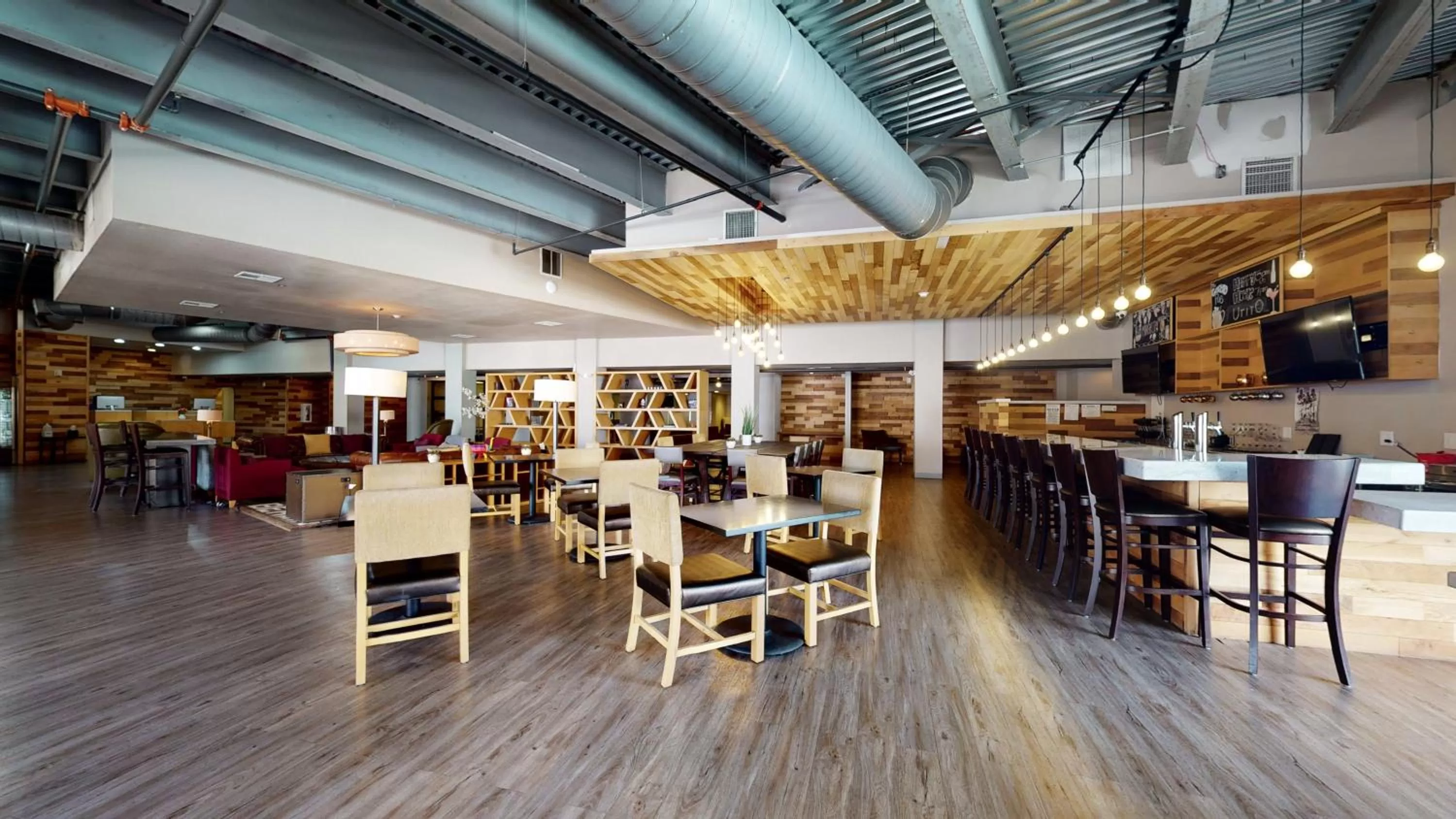 Lobby or reception in voco College Station Aggieland by IHG