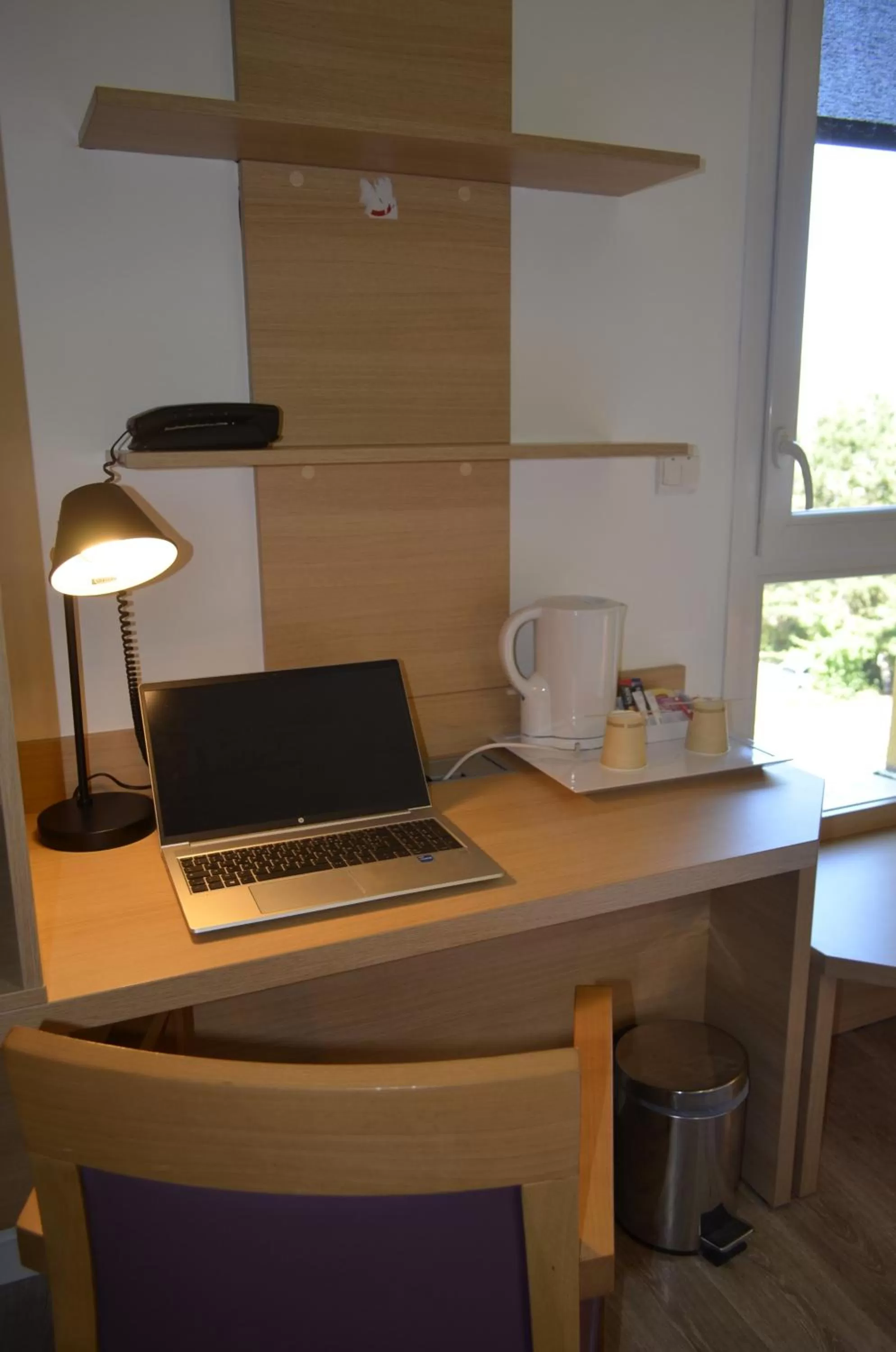 Coffee/tea facilities in EastLodge Lyon Est Eurexpo