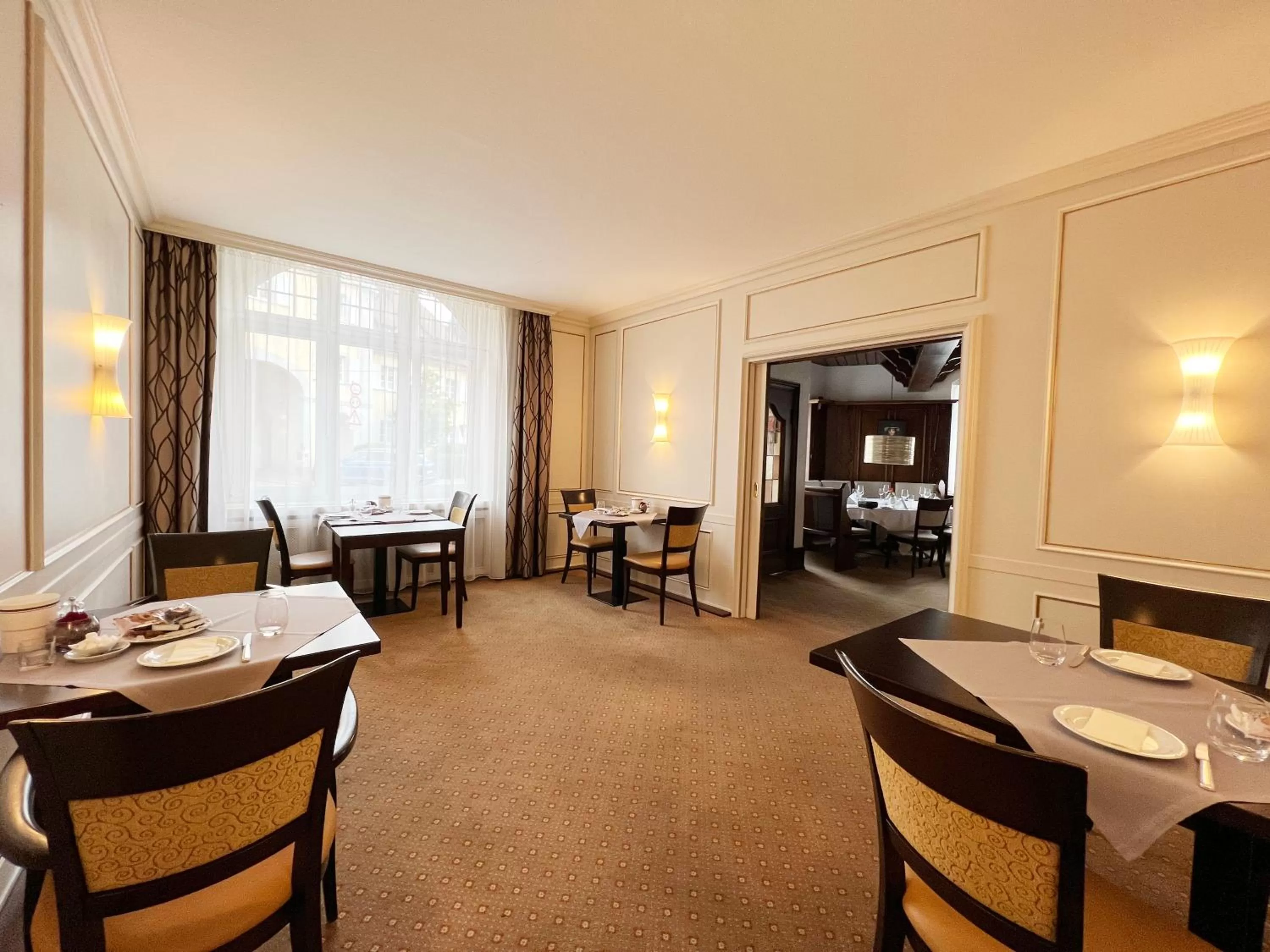 Restaurant/places to eat in Hotel Kühler Krug