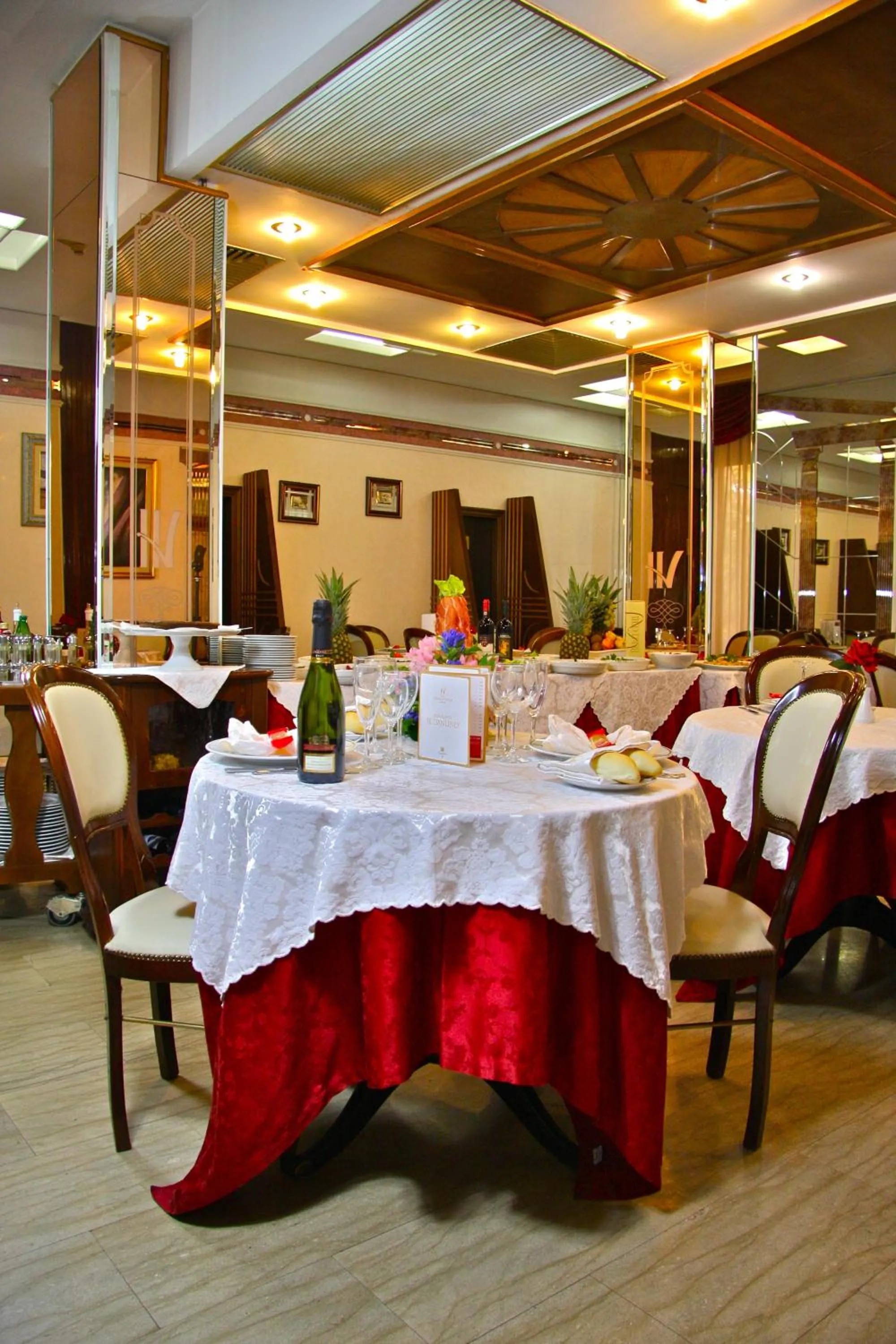 Restaurant/places to eat in Hotel Vienna Ostenda e Ristorante il Danubio