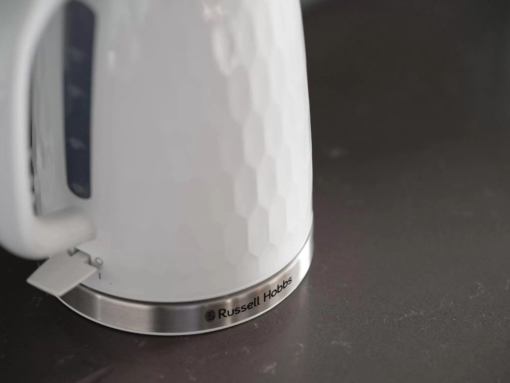 Coffee/tea facilities in Dao by Dorsett West London