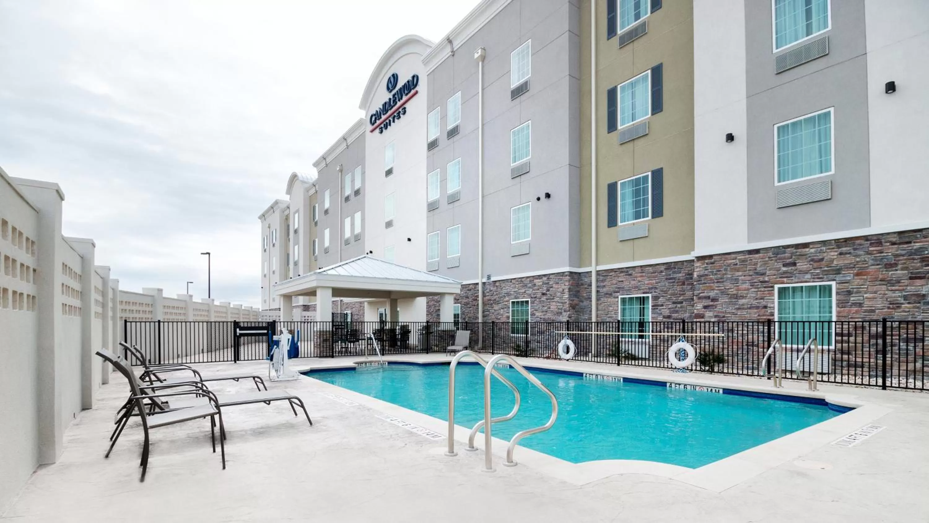 Swimming pool in Candlewood Suites Waco by IHG