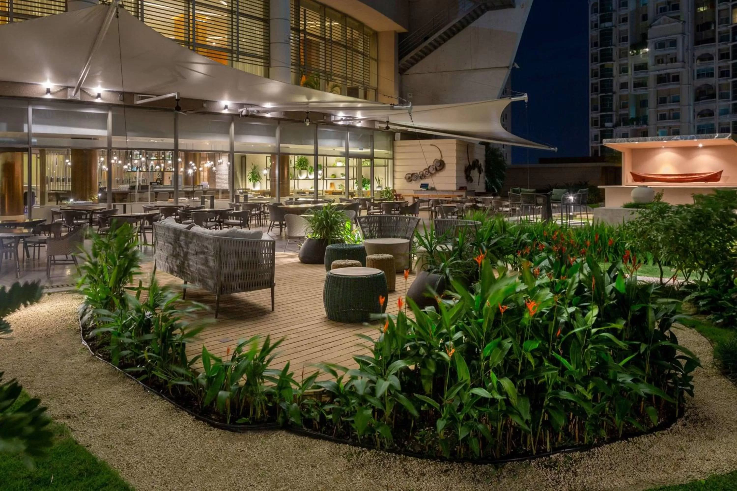 Restaurant/places to eat in JW Marriott Panama