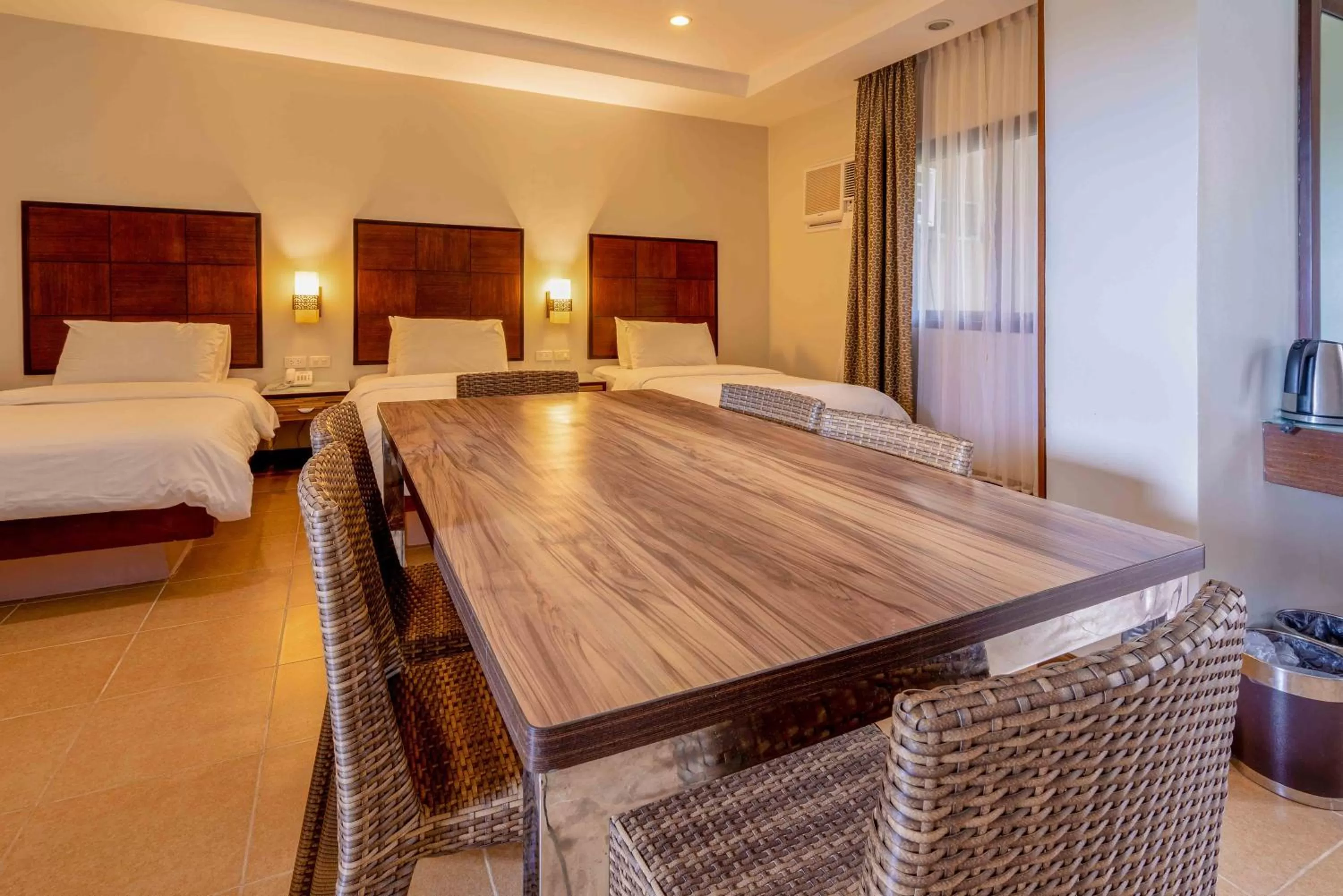 Bed in MO2 Lagoon Coron