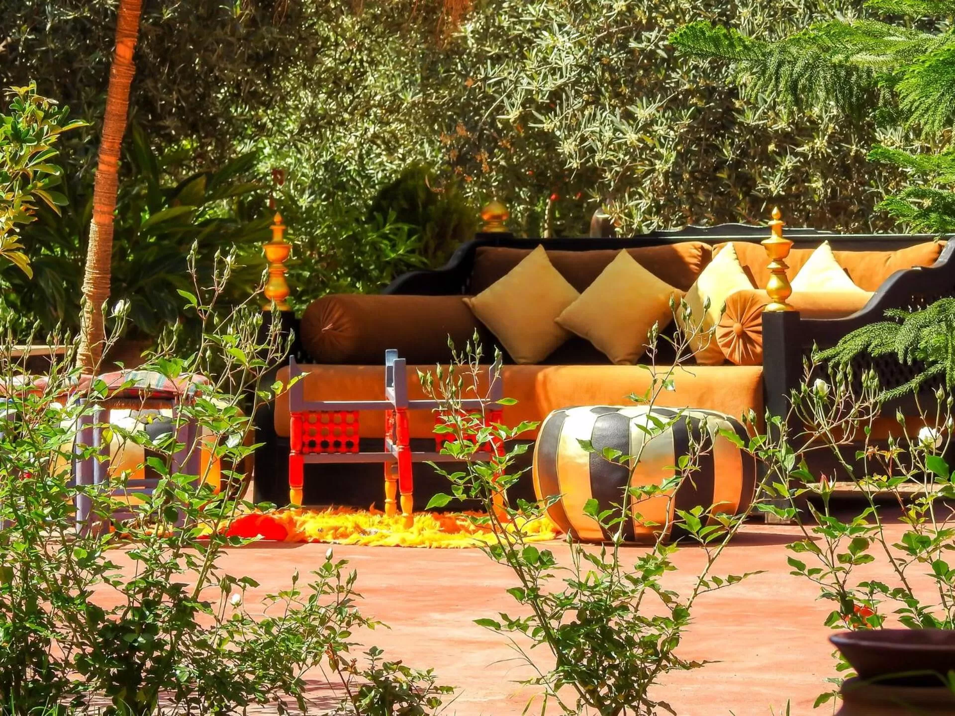 Patio, Garden in Le Bleu House