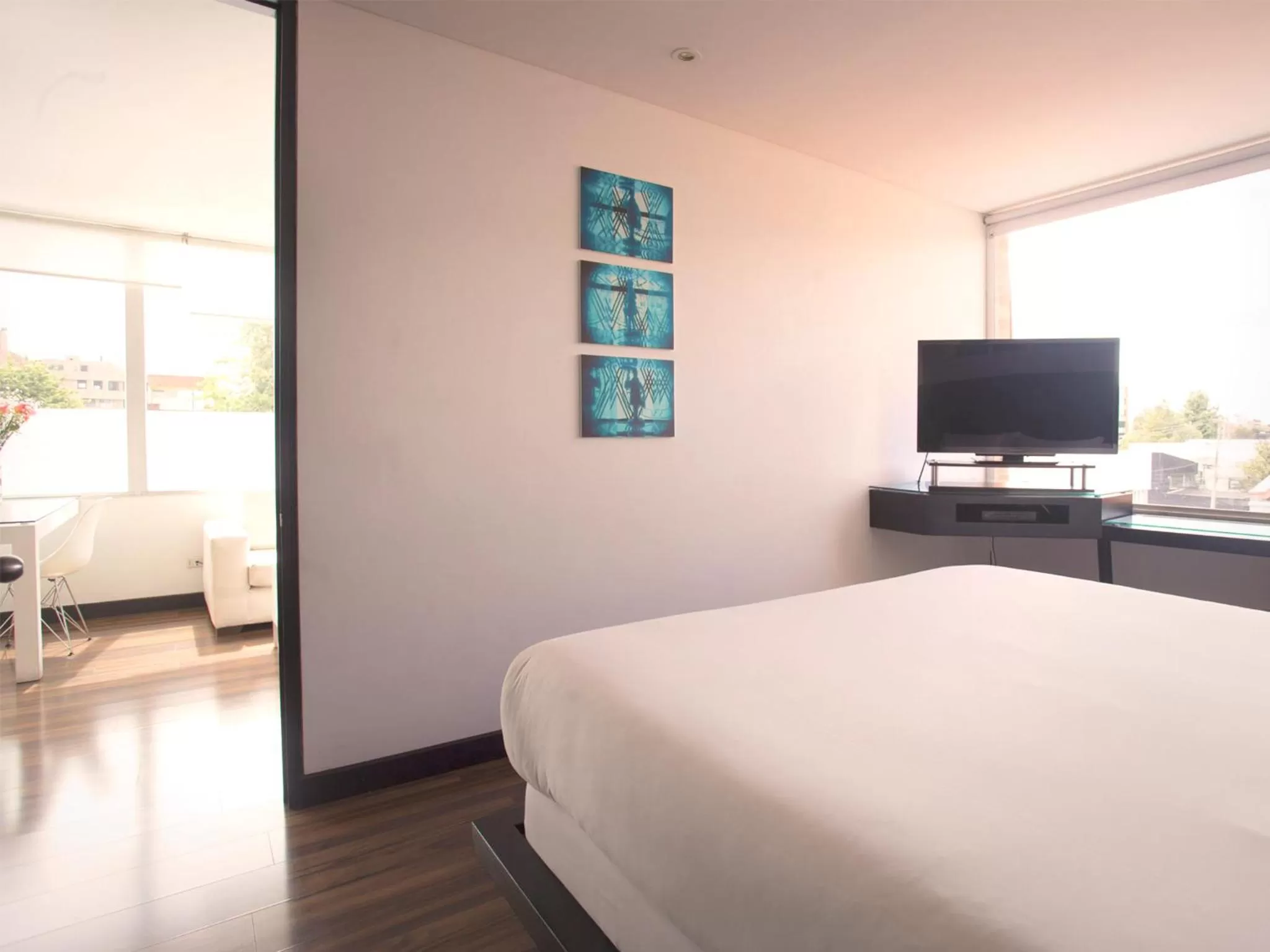 bunk bed, Bed in Hotel 104 Art Suites