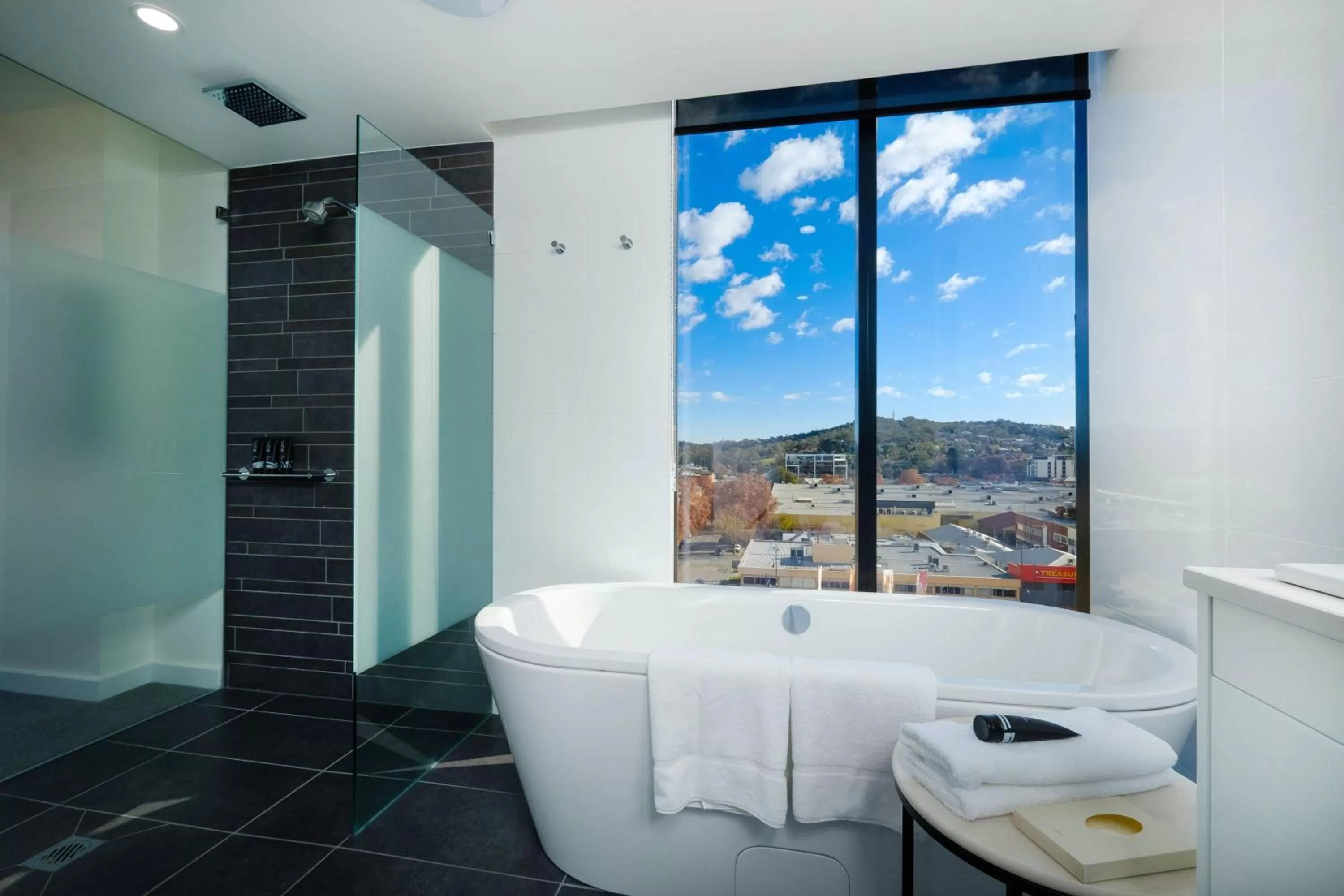 Bathroom in Mantra Albury