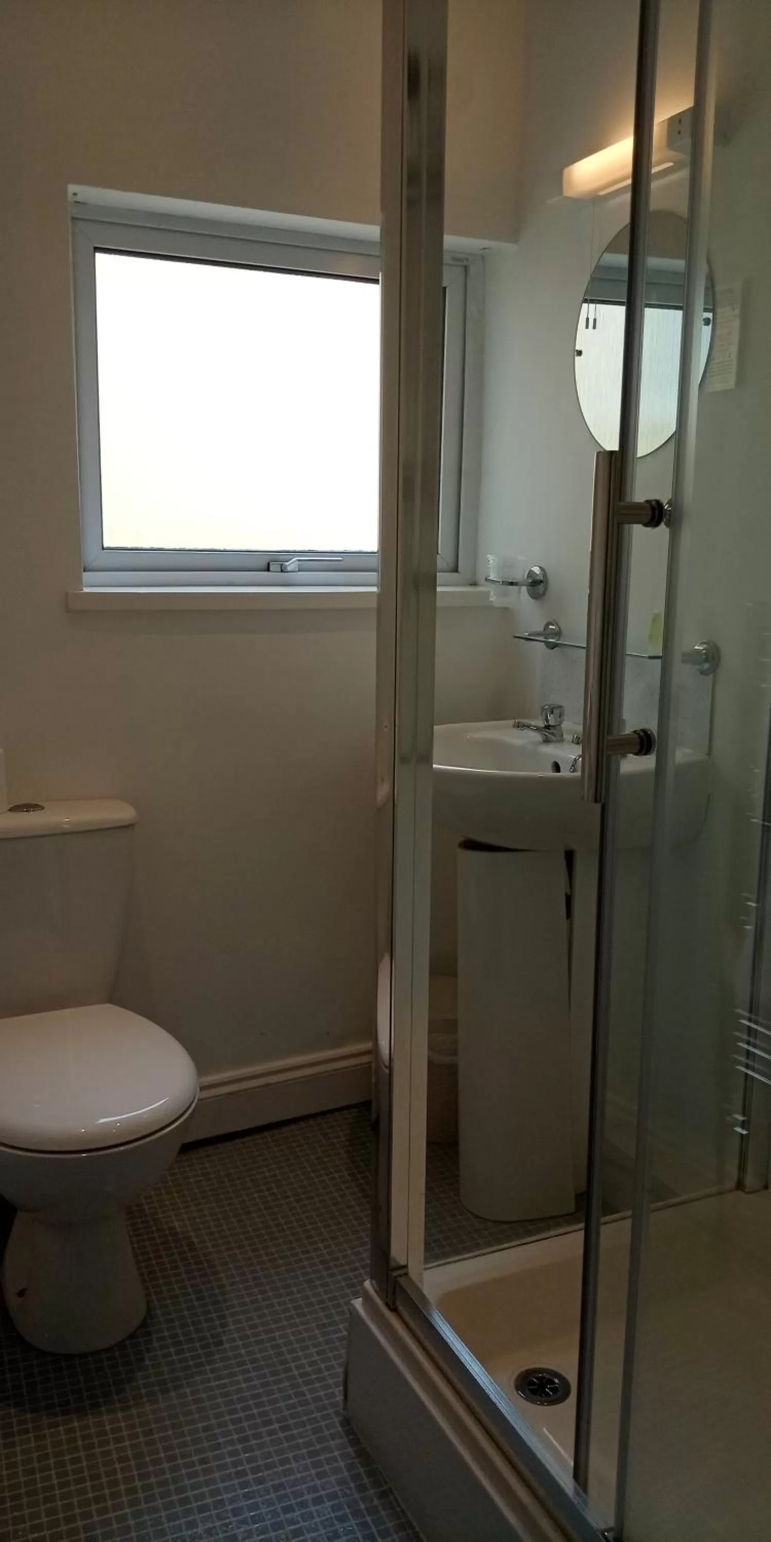 Shower in The Kynance House on Plymouth Hoe ,26 Ensuite Rooms