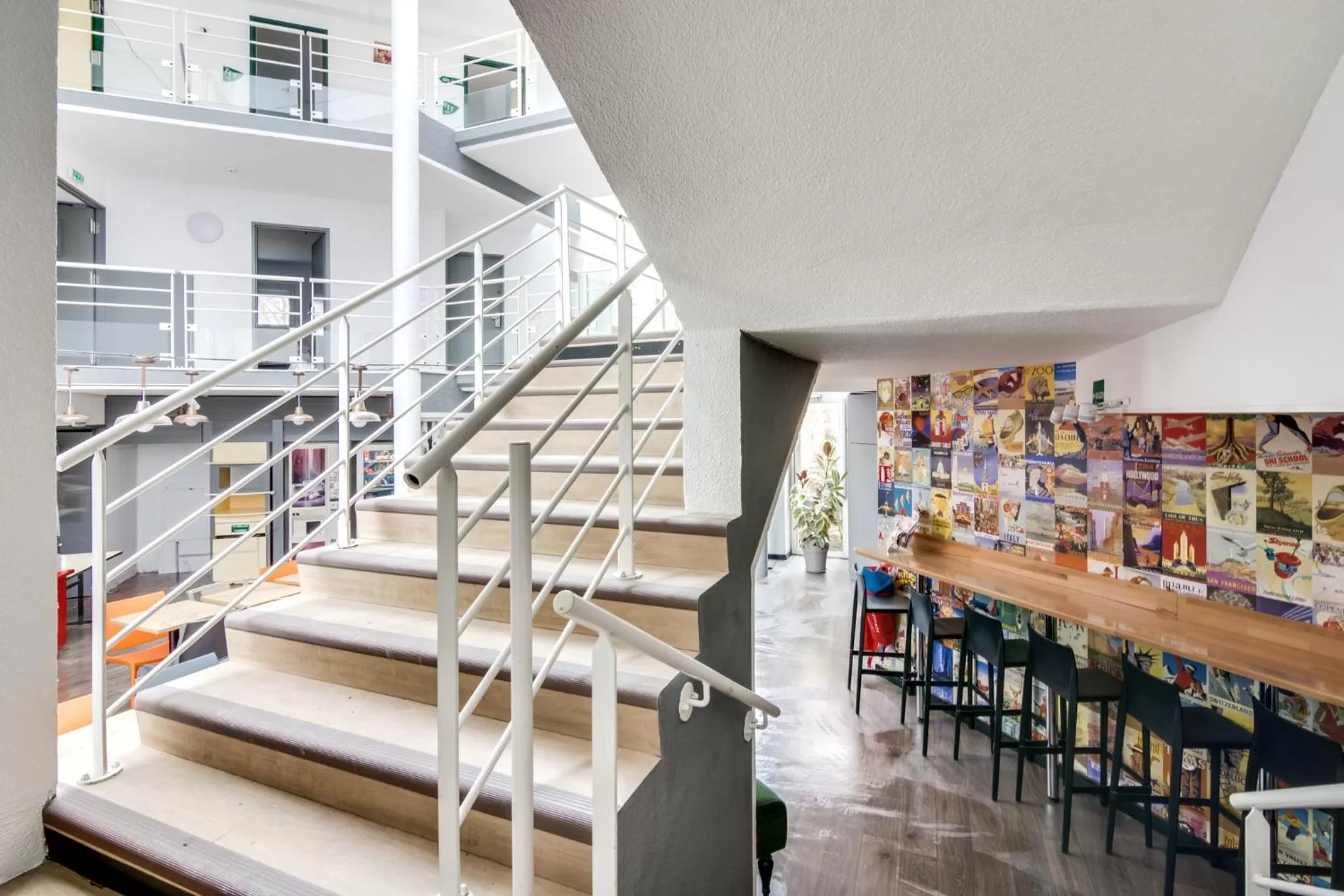 Communal lounge/ TV room in HotelF1 Bourges Le Subdray