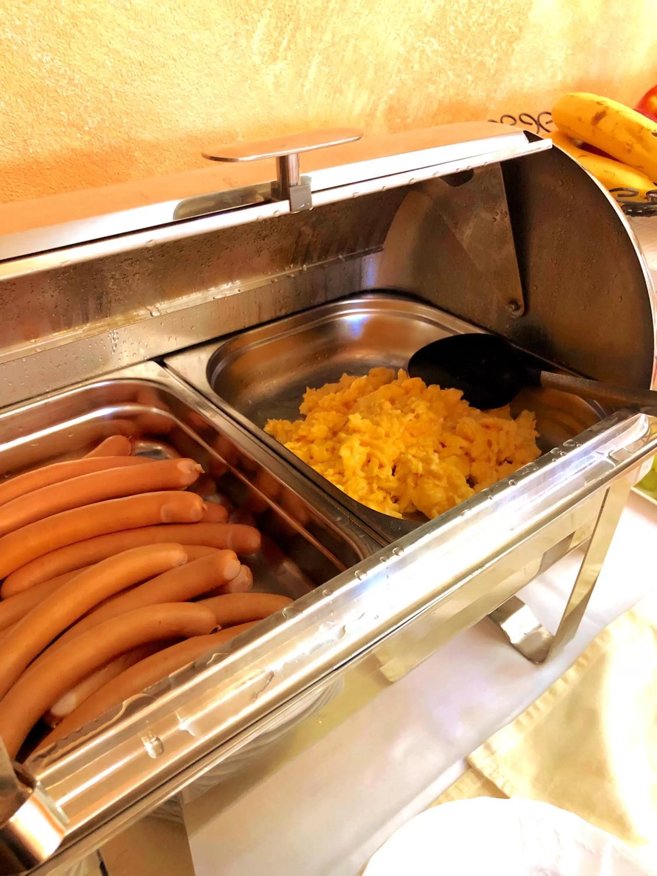 Food and drinks in Hotel Karolina