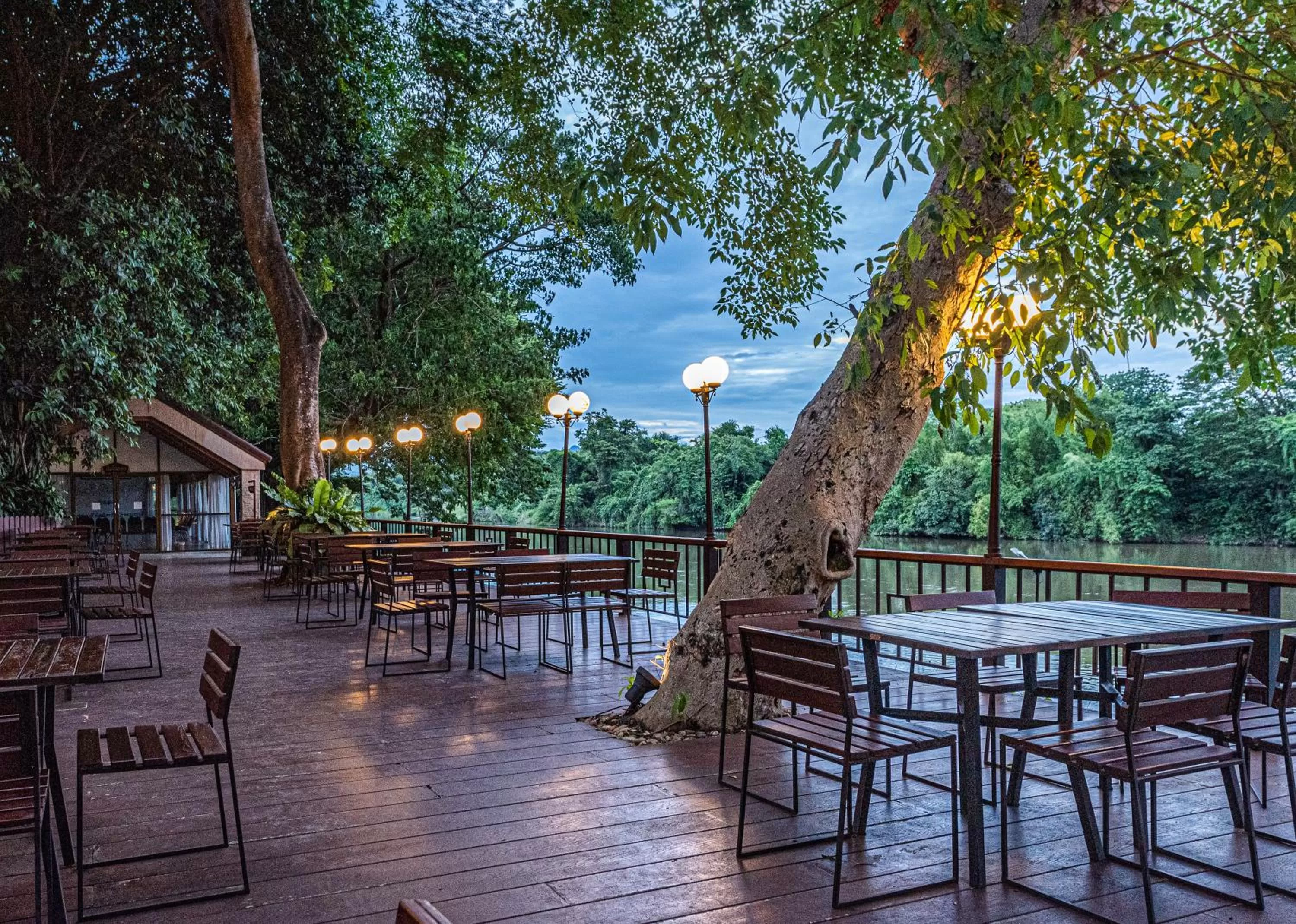 Restaurant/places to eat in The Legacy River Kwai Resort