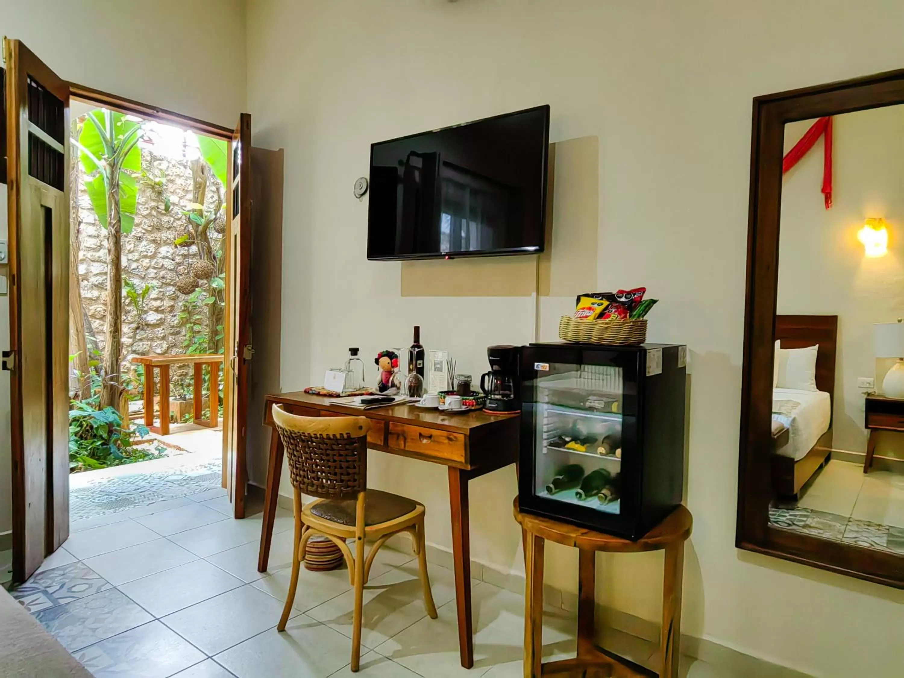 TV and multimedia in Le Muuch Hotel Boutique