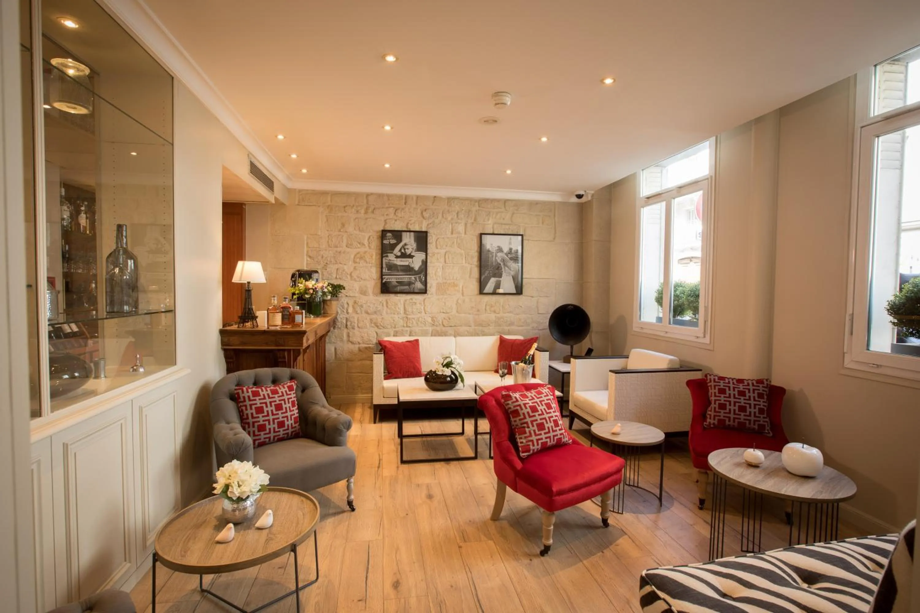 Lounge or bar in Hotel Elysees Opera