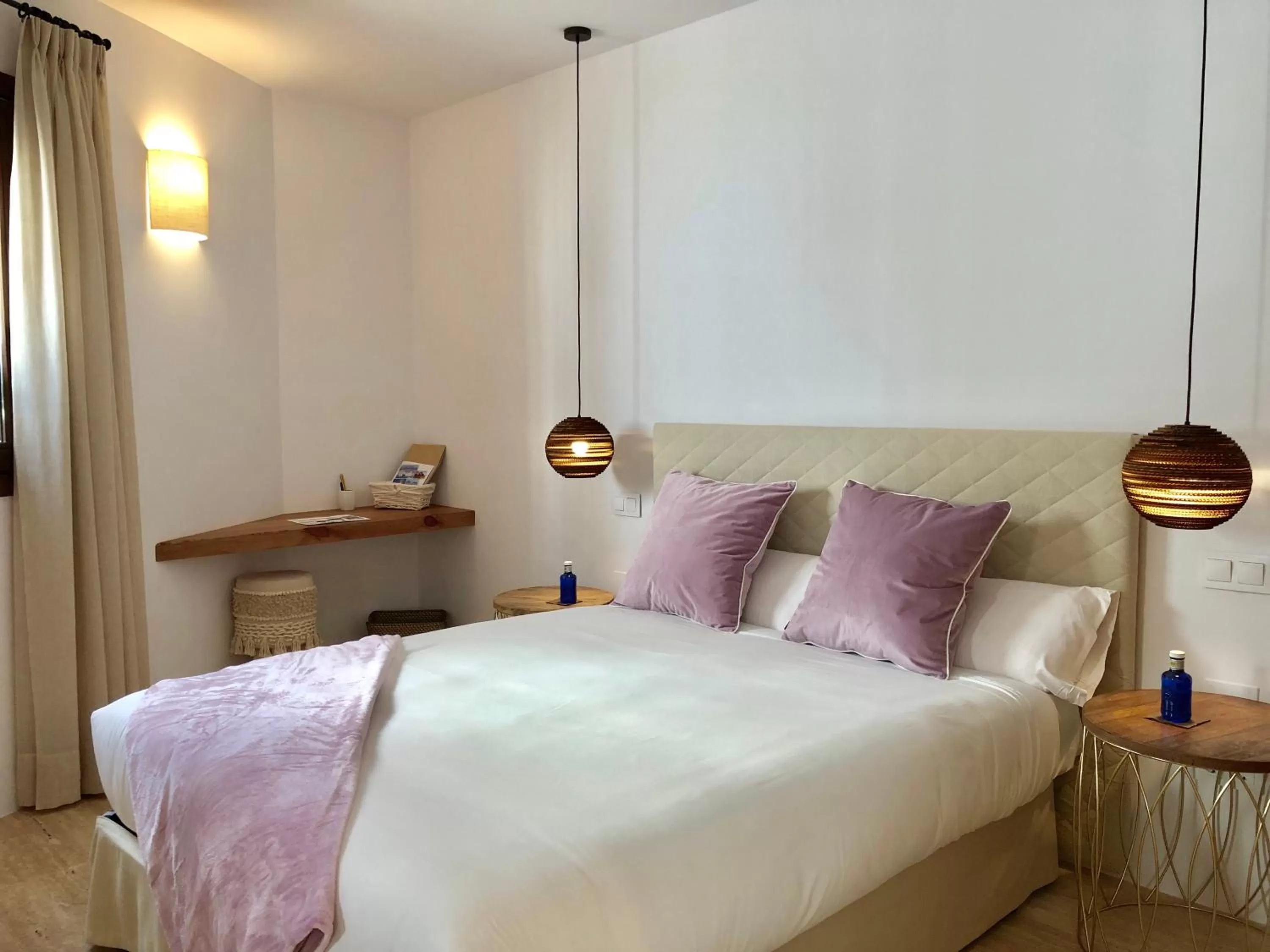 Bed in Hotel Abaco Altea