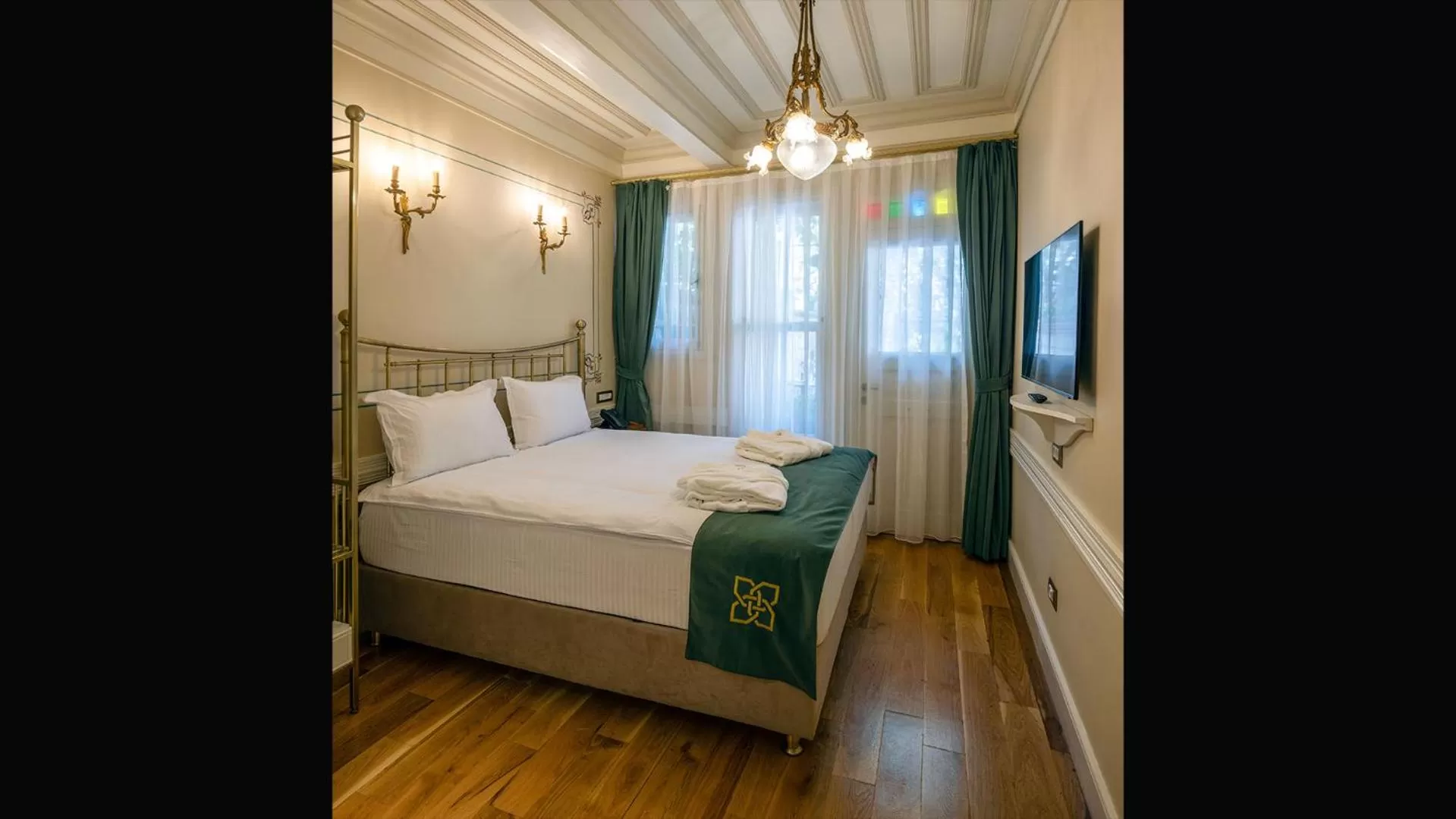 Bedroom, Bed in Hotel Turkish House