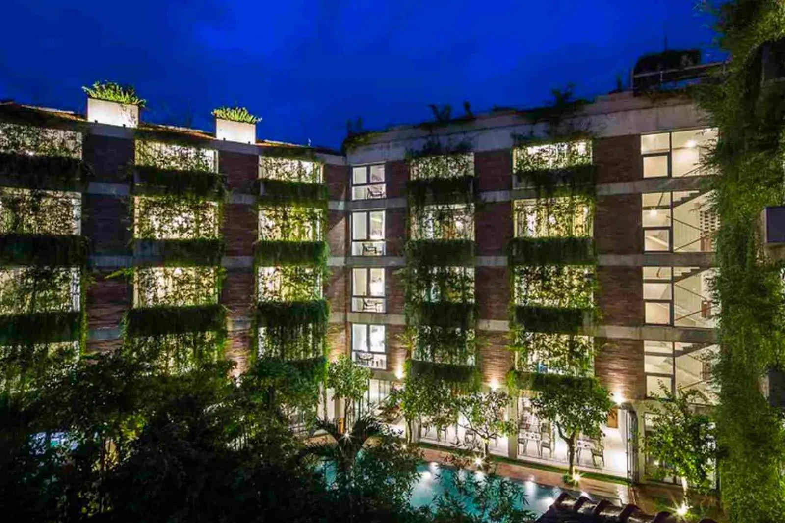 Property building in Mulberry Collection Silk Eco