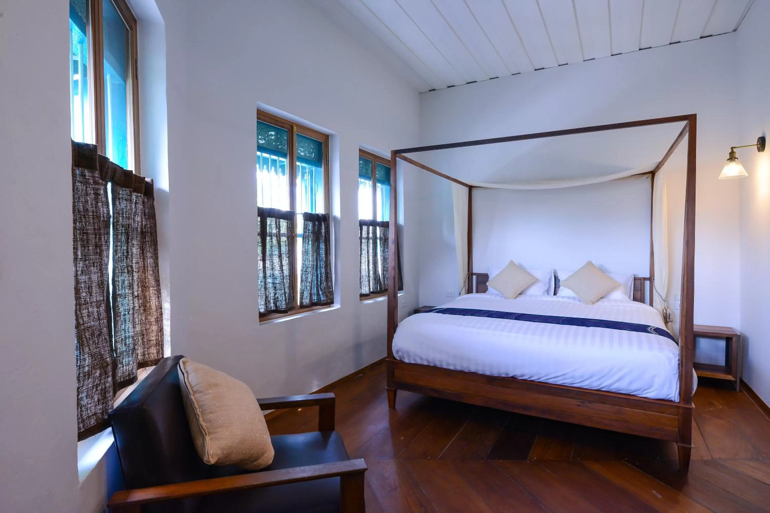 Bed in Neighbor Phuthon