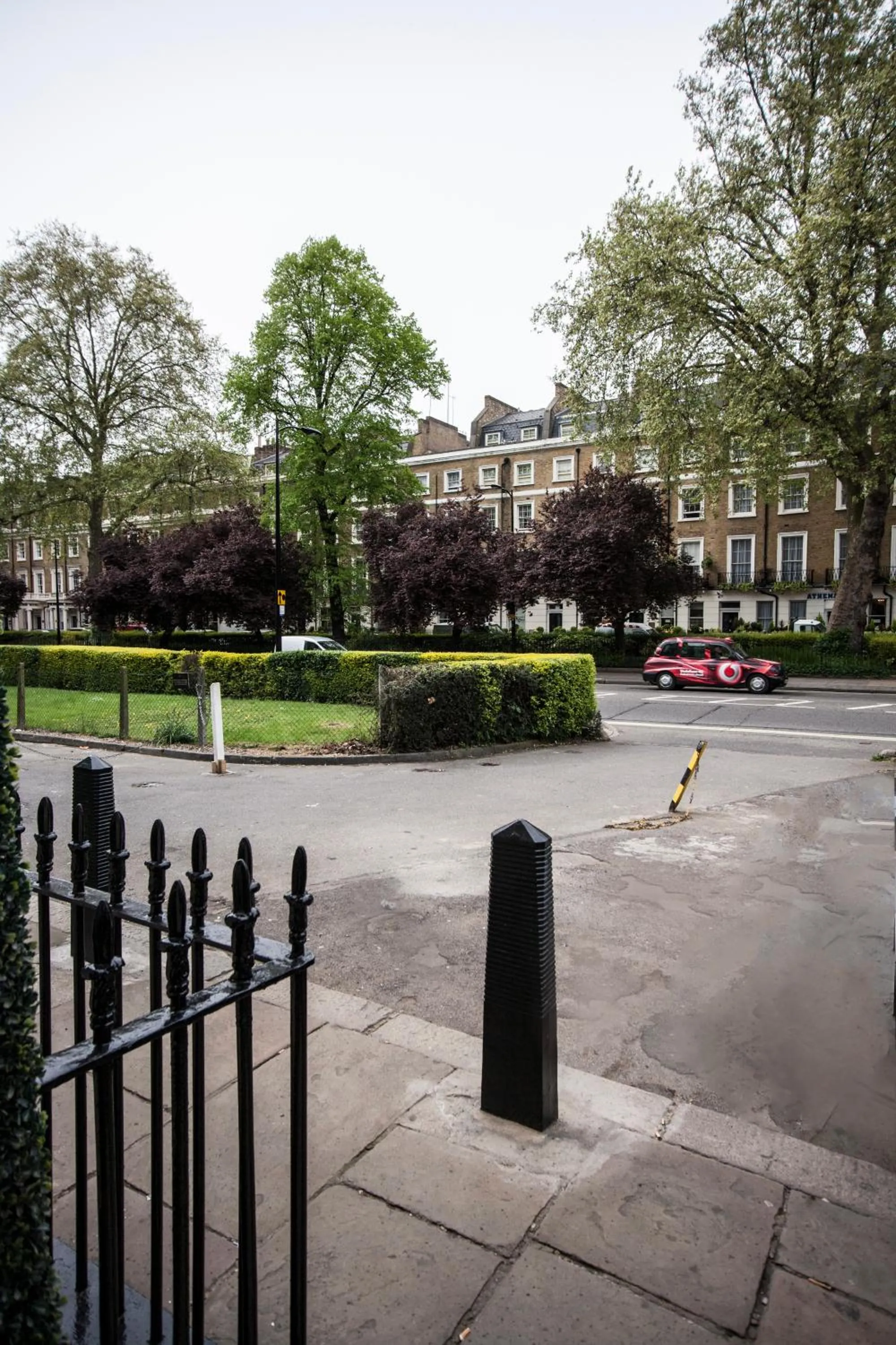 Area and facilities in Classic Hyde Park Hotel