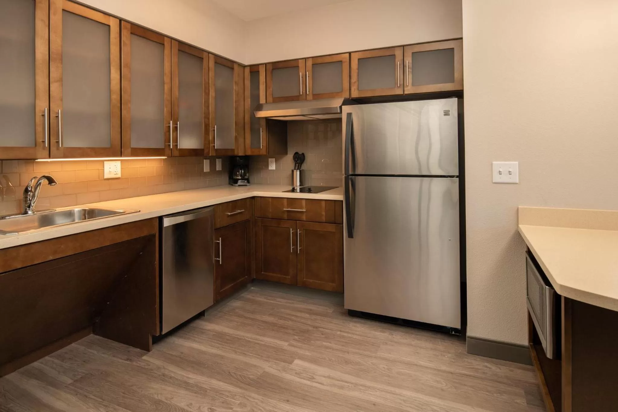 One-Bedroom King Room with Accessible Transfer Shower - Non-Smoking in Staybridge Suites - Hillsboro North, an IHG Hotel