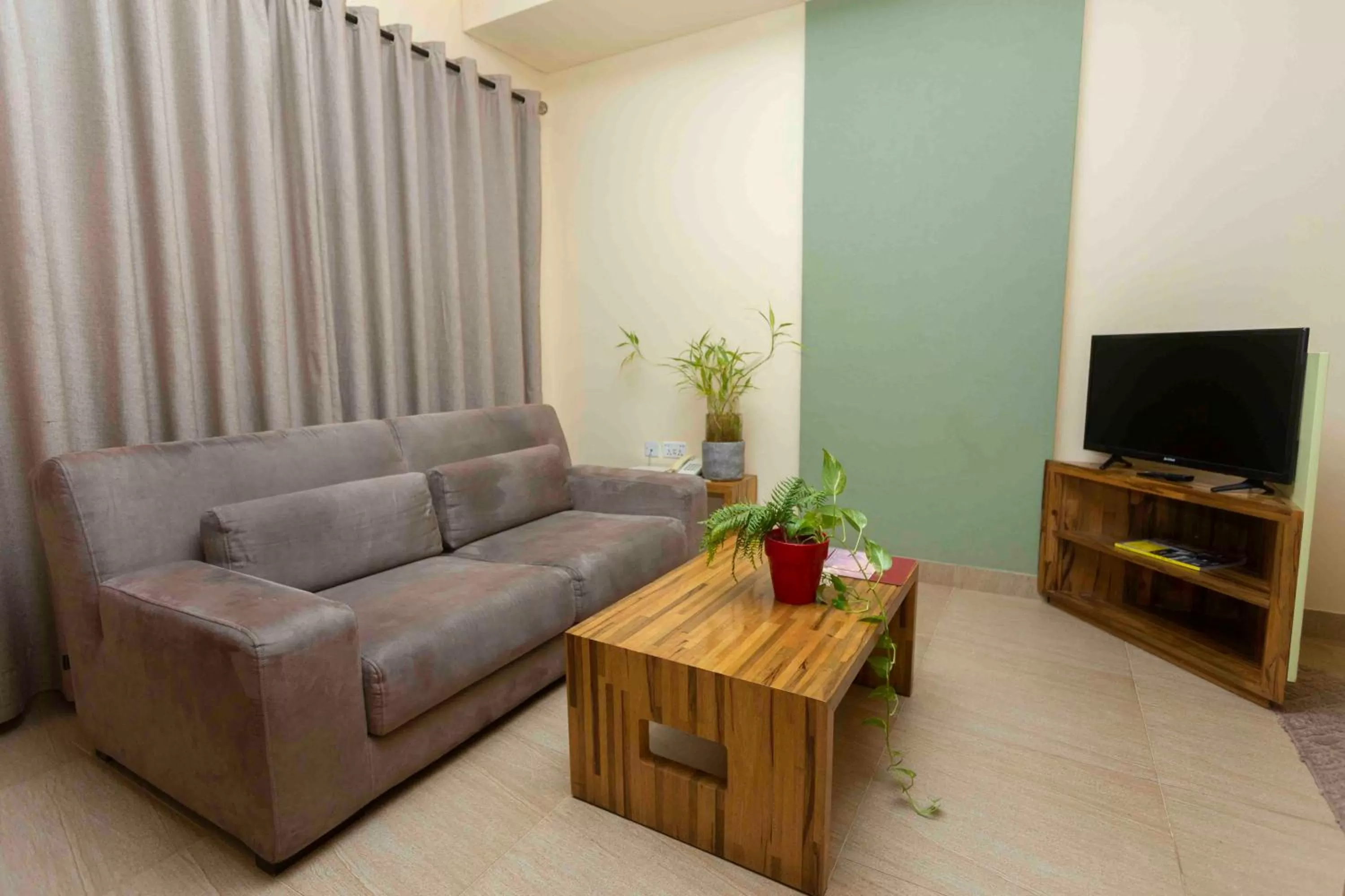 Roots Hotel Apartment