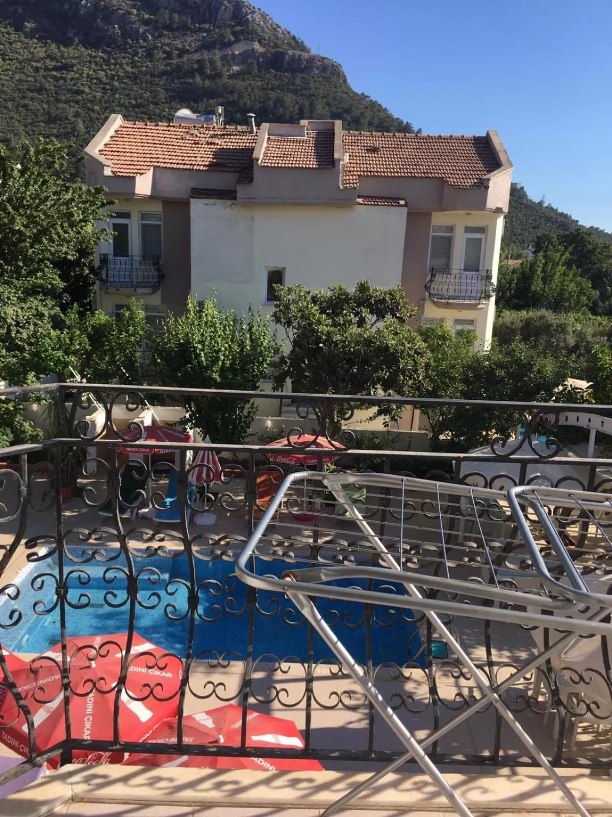 Swimming Pool in Sunset Apart Otel