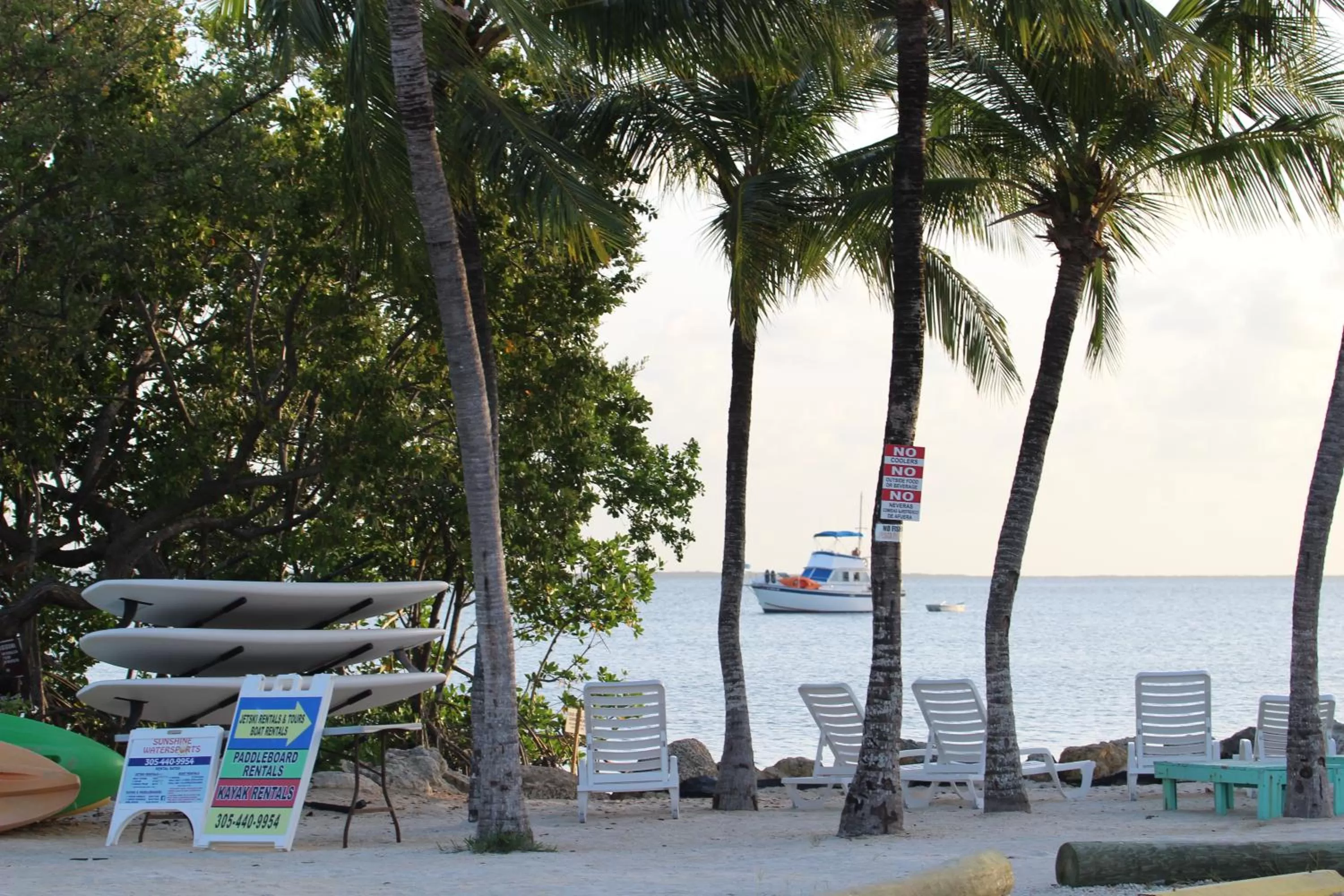 Day in Gilbert's Resort & Marina