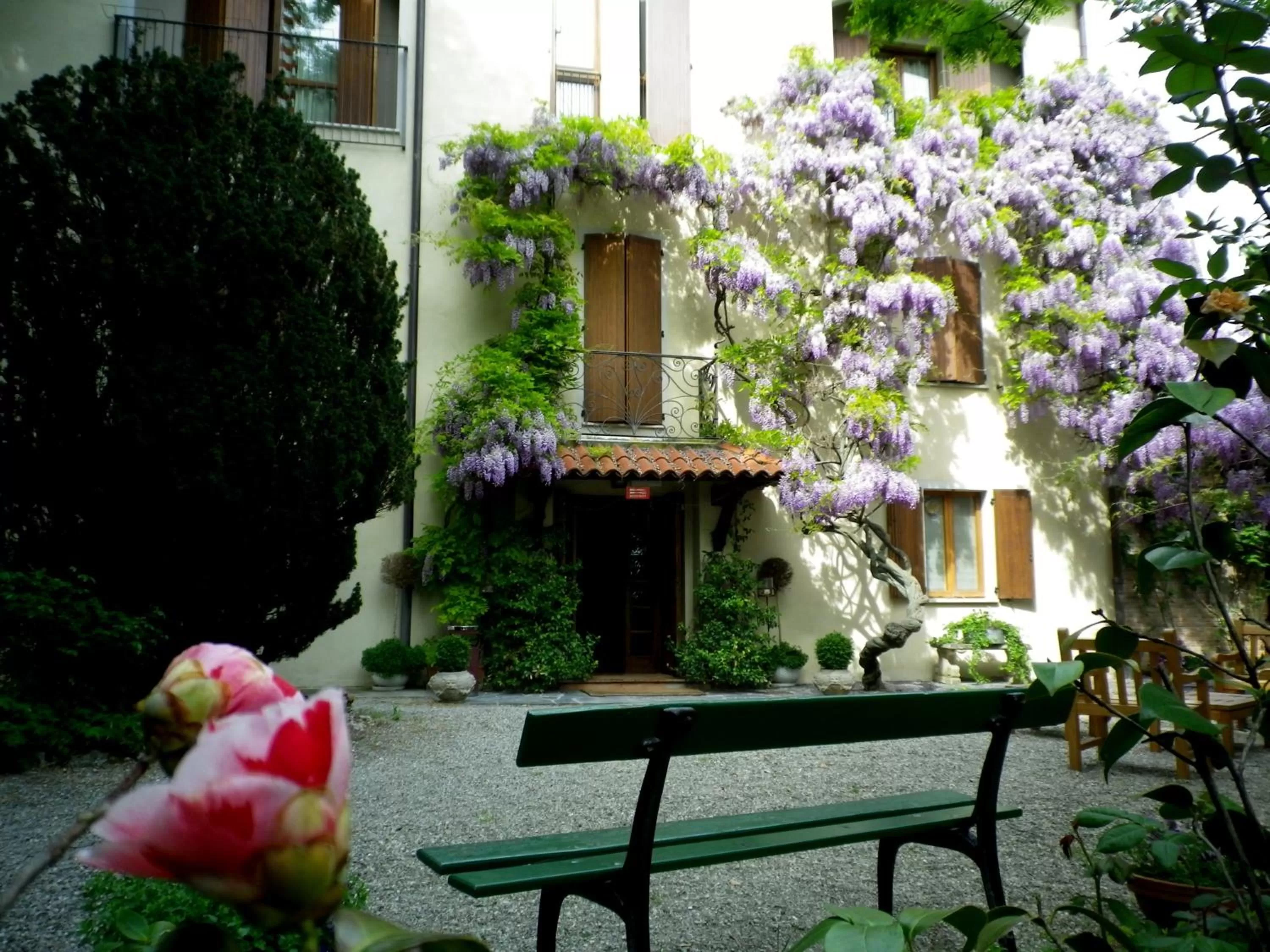 Garden in Le Querce Hotel