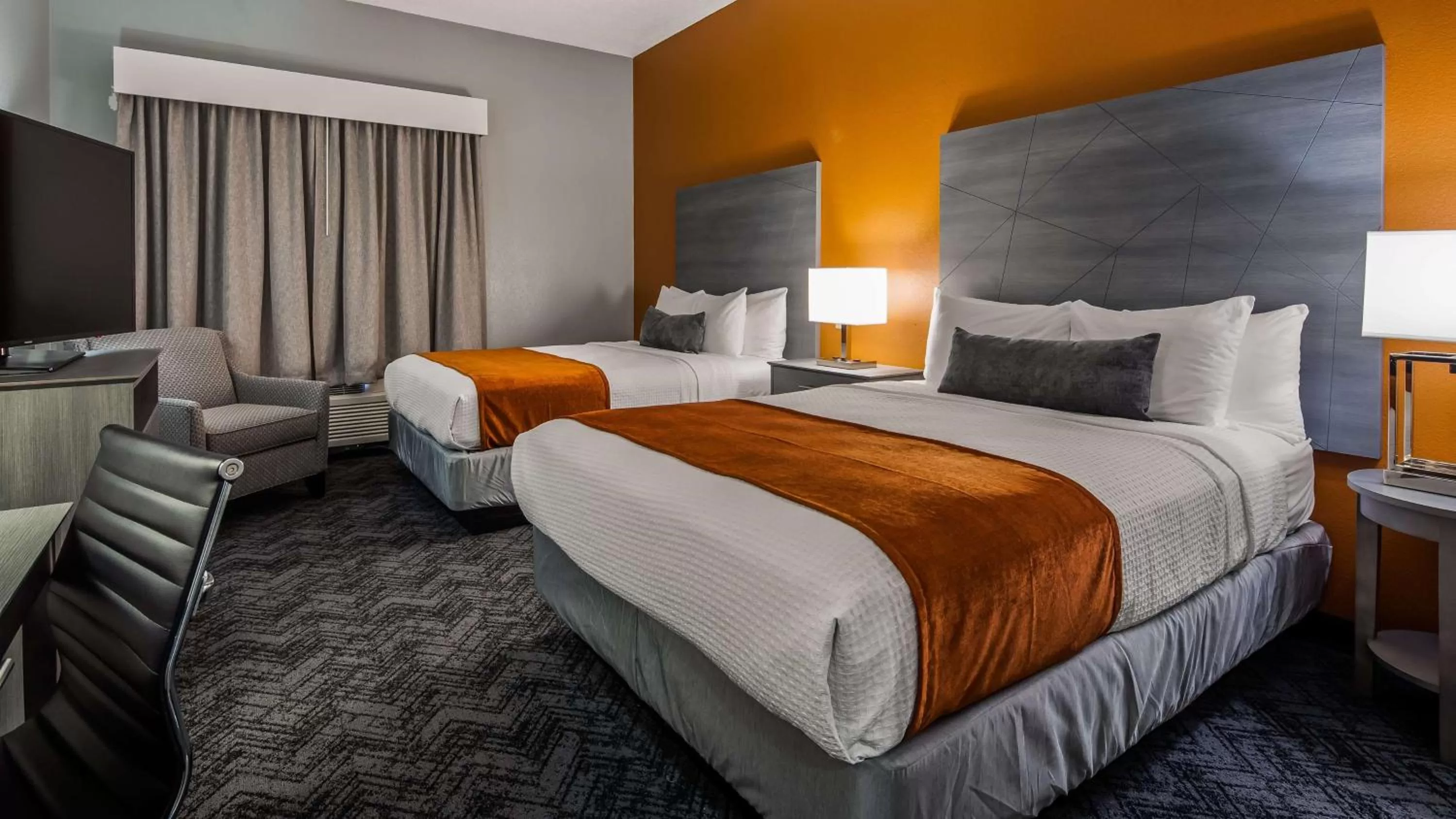 Photo of the whole room, Bed in Best Western Plus St. Augustine I-95