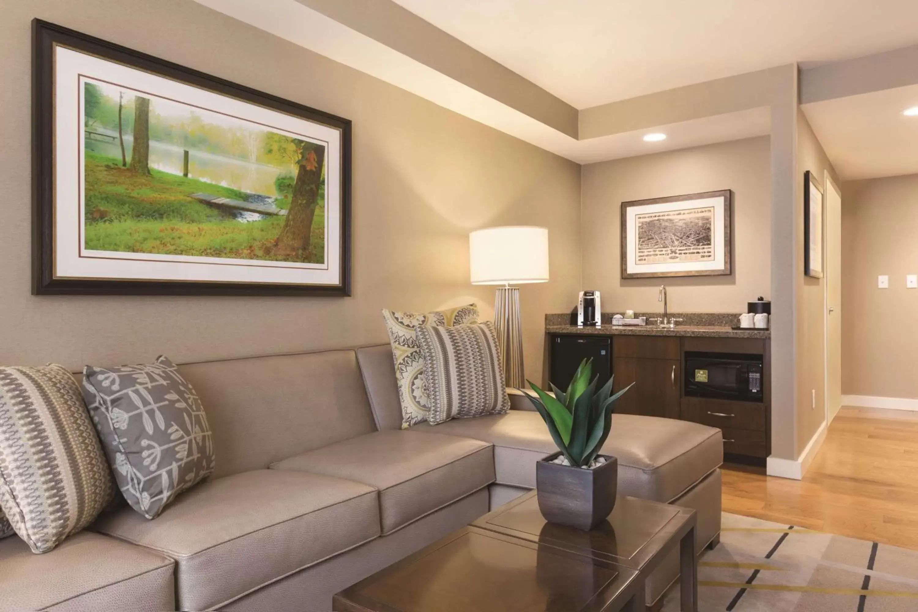 One-Bedroom Suite in Hilton Garden Inn Wallingford/Meriden One-Bedroom Suite in Hilton Garden Inn Wallingford/Meriden