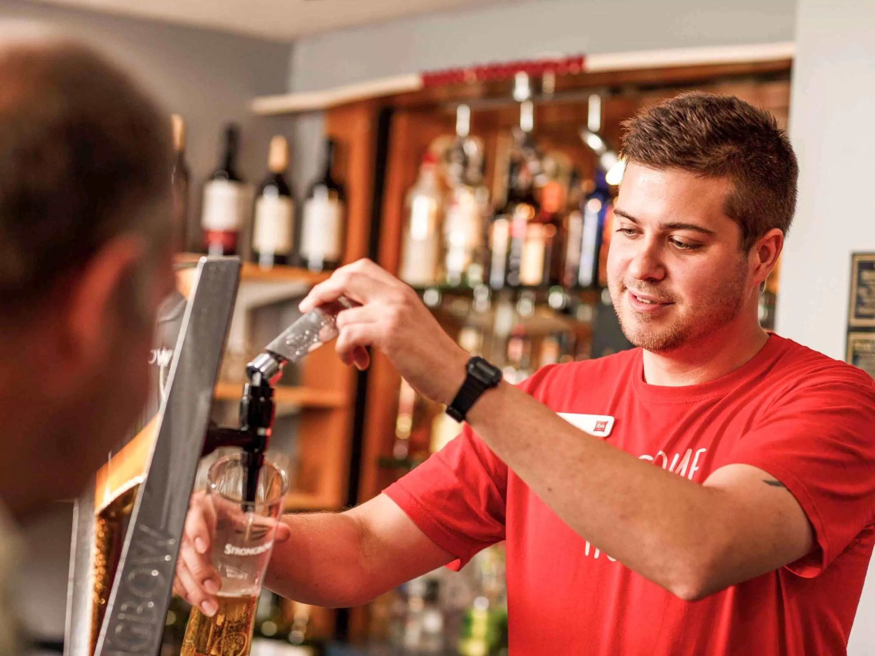 Lounge or bar in ibis Chesterfield North - Barlborough