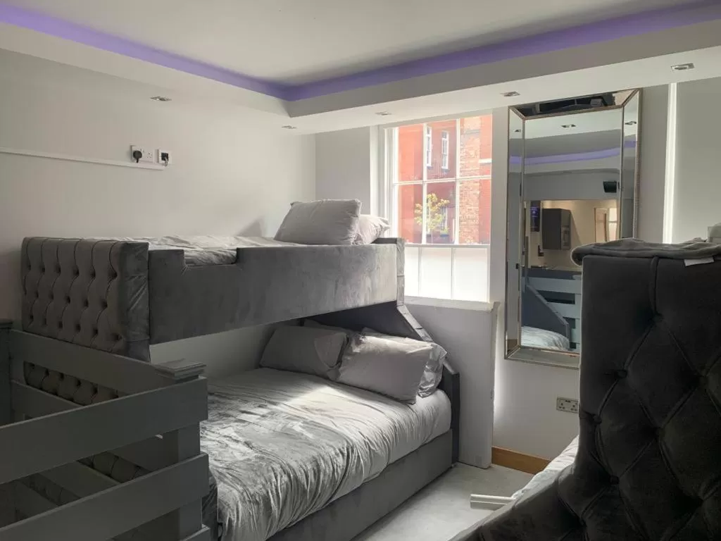 Bed in Belvedere Aparthotel - 83 Mount Pleasant