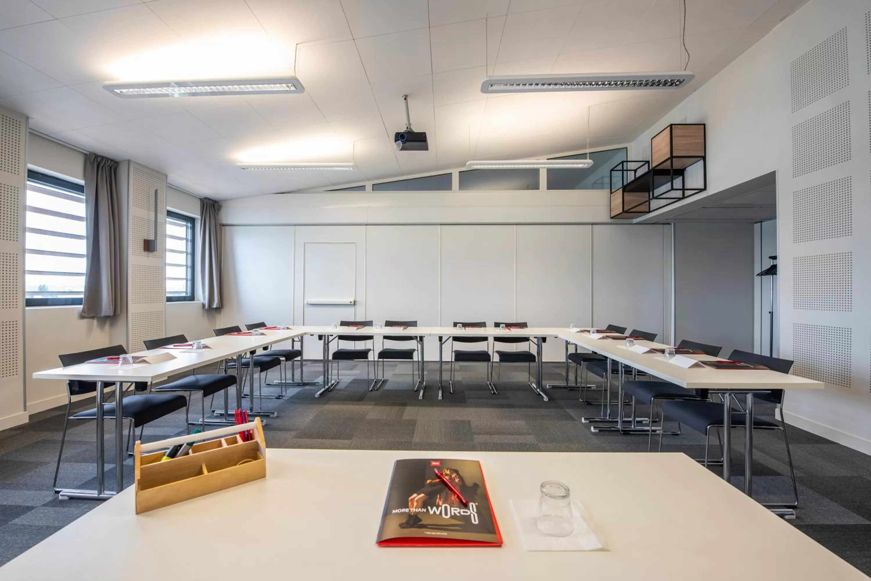 Meeting/conference room in ibis Lyon Sud Oullins