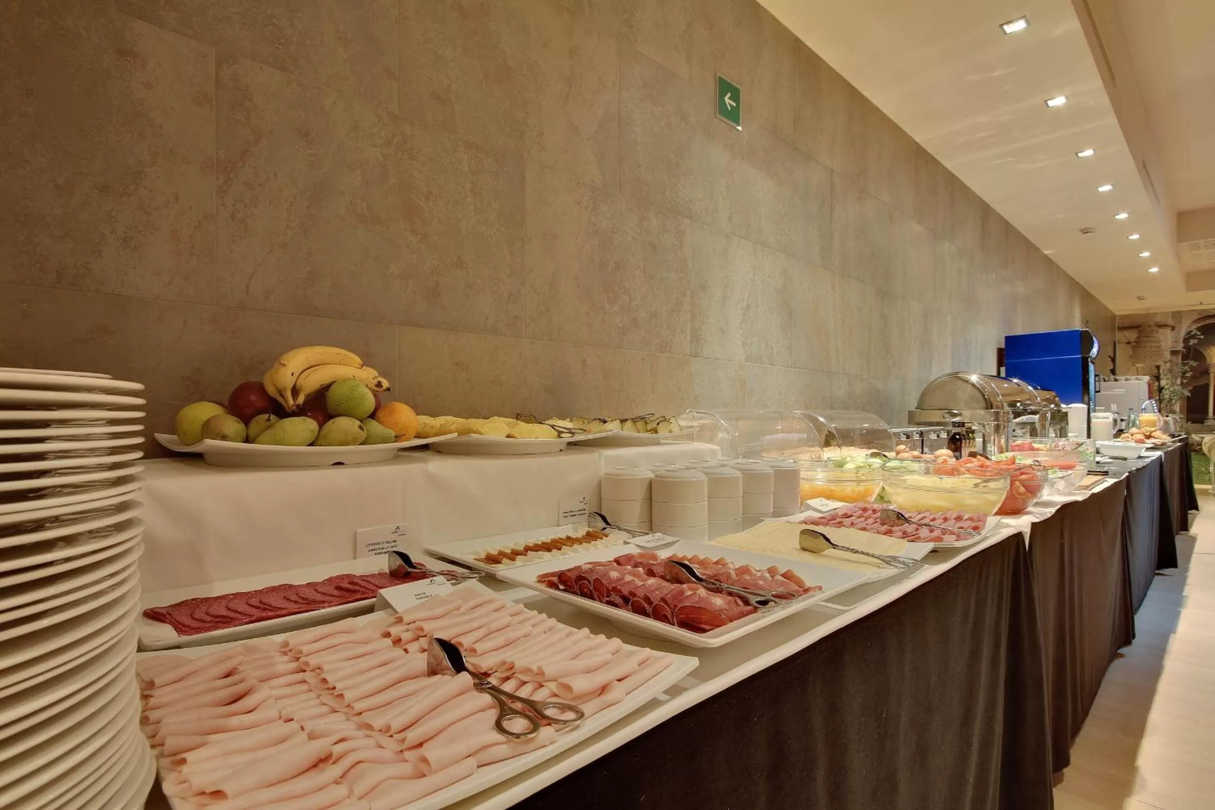 Breakfast in Hotel Badalona Tower