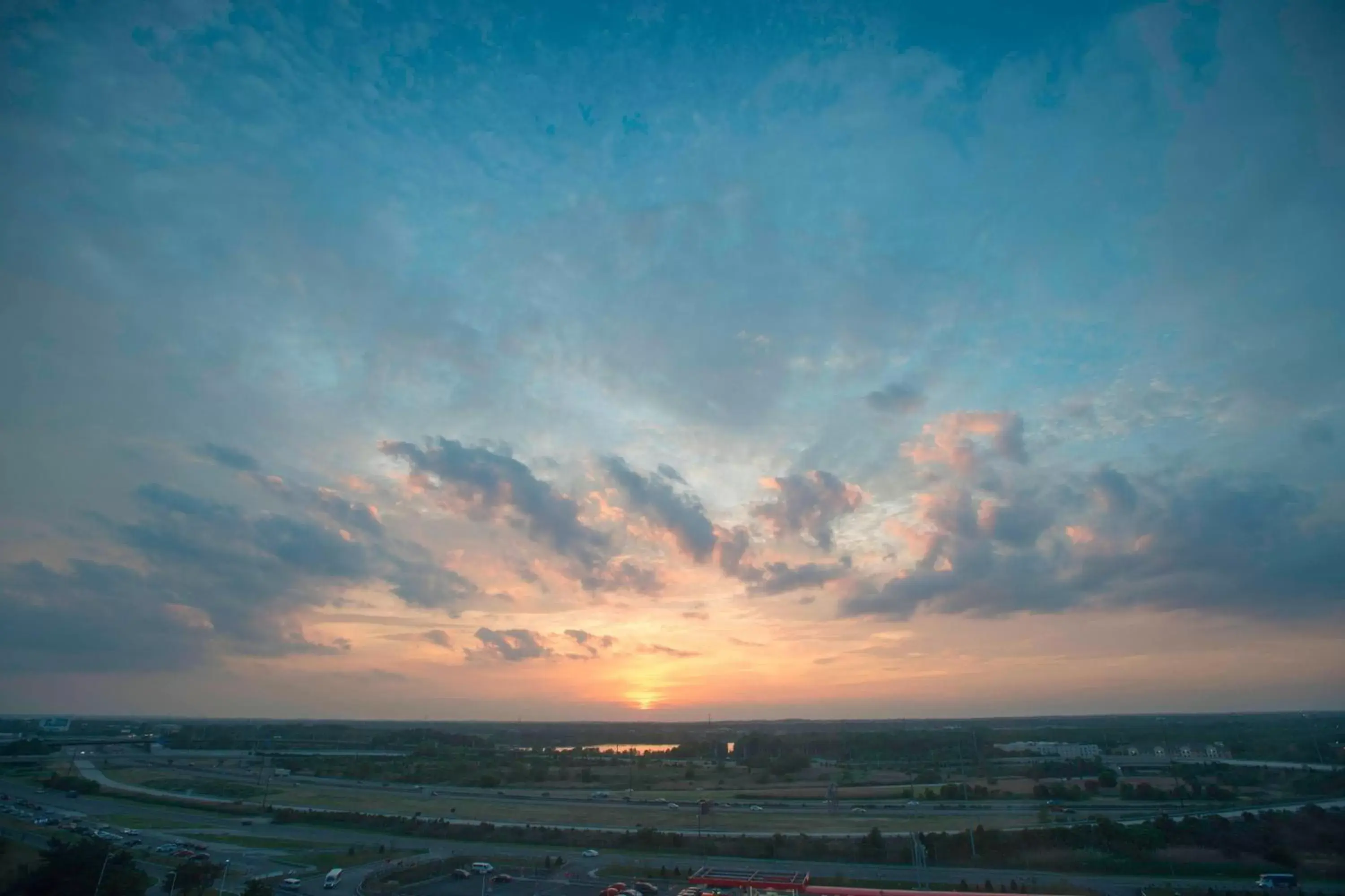 Double Room with Two Double Beds and Adapted Tub - Mobility Accessible in Philadelphia Airport Marriott Double Room with Two Double Beds and Adapted Tub - Mobility Accessible in Philadelphia Airport Marriott